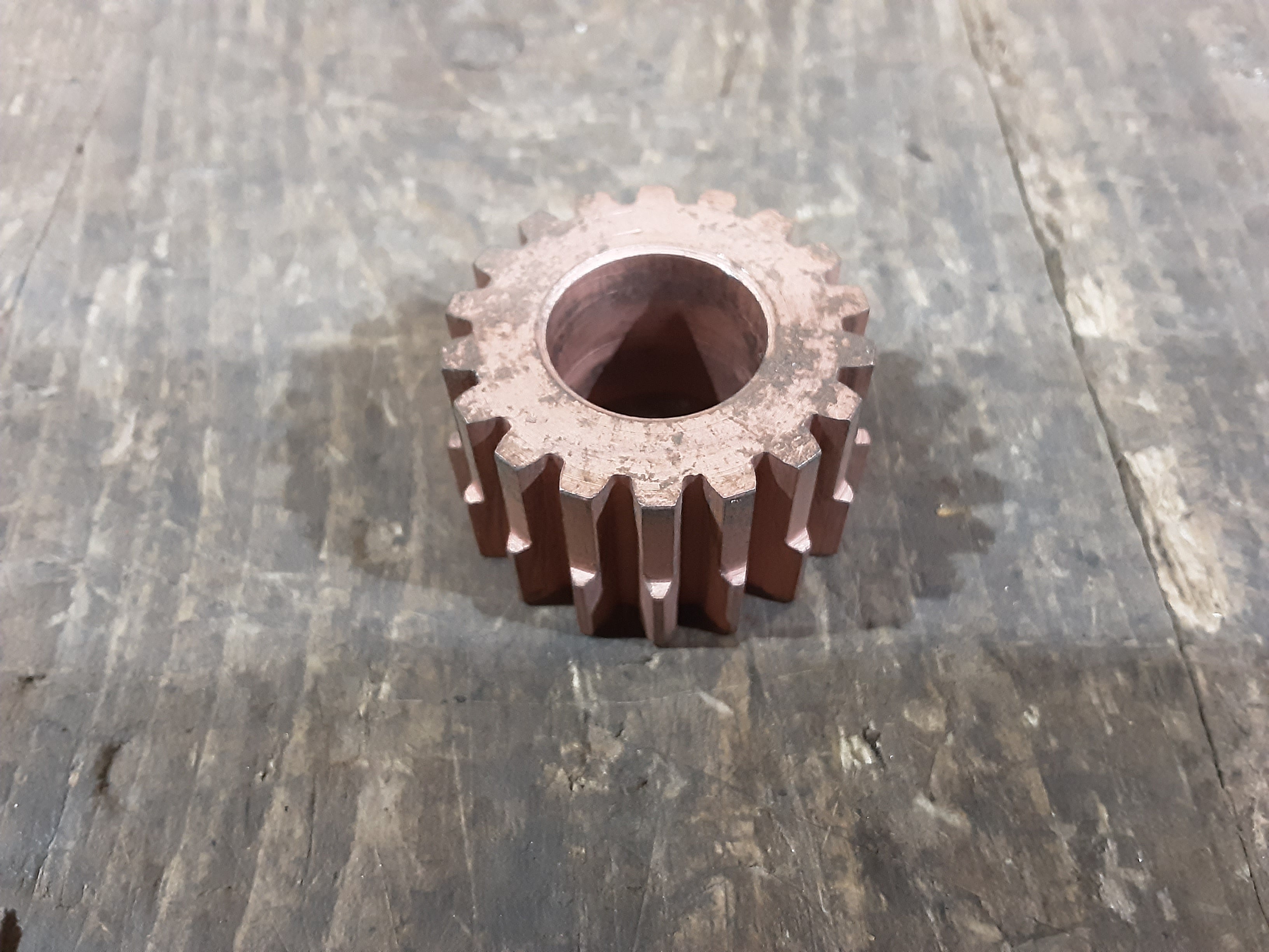 Honda C92 C95 ,Kickstart Pinion, Genuine NOS Honda Part Number 28211-200-000