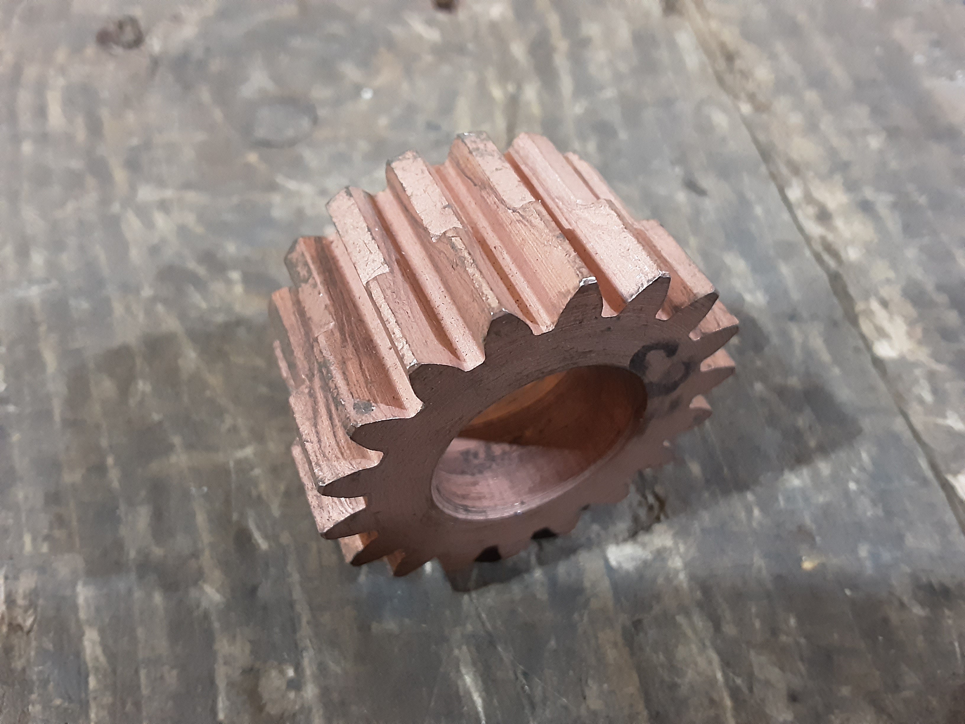 Honda C92 C95 ,Kickstart Pinion, Genuine NOS Honda Part Number 28211-200-000