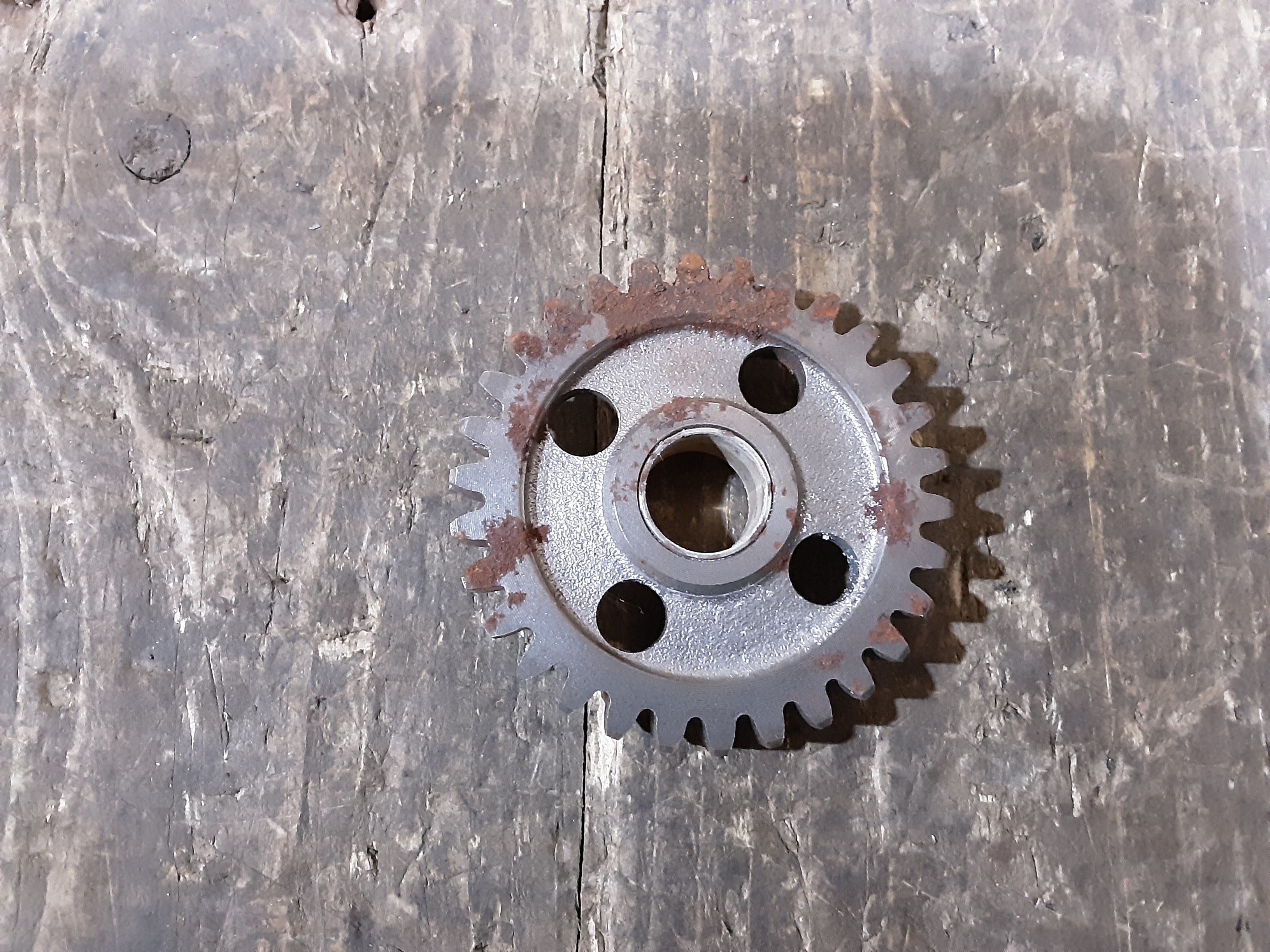 Honda CR250R Elsinore ,Kickstart Idler (30T), Genuine NOS Honda Part Number 28230-430-000