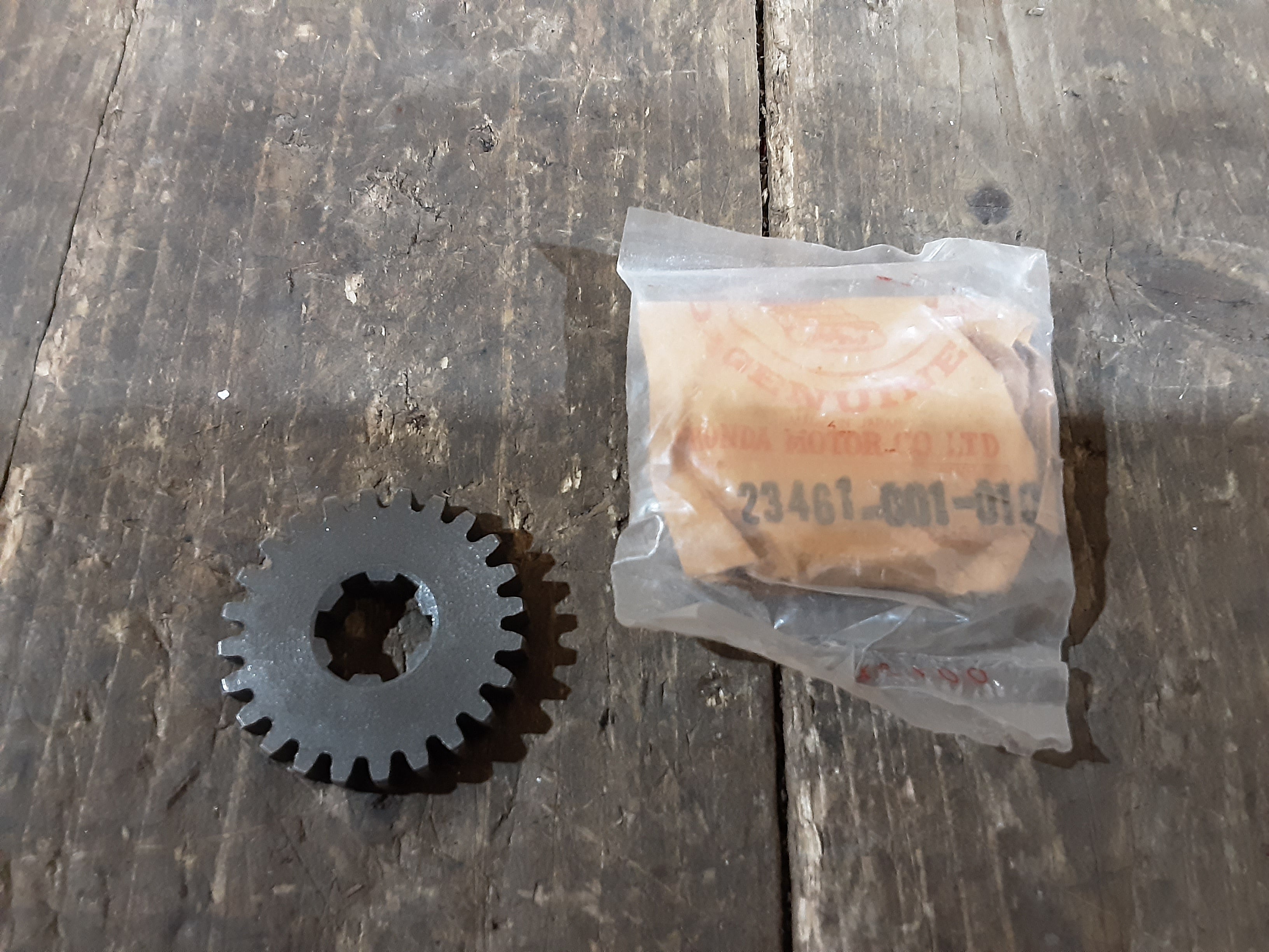 Honda C100 C102,Top C 24T Gear, Genuine NOS Honda Part Number 23461-001-010