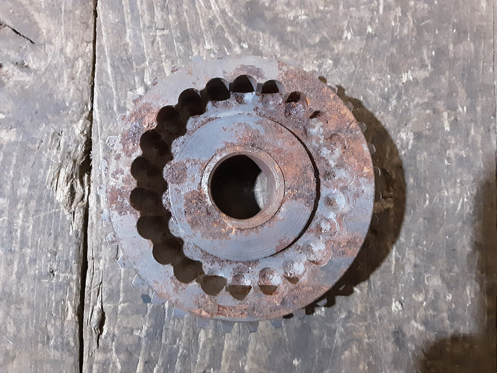 Honda C72 C77 C78 ,Low Gear 35T, NOS Shop Spoiled Honda Part Number 23420-253-010
