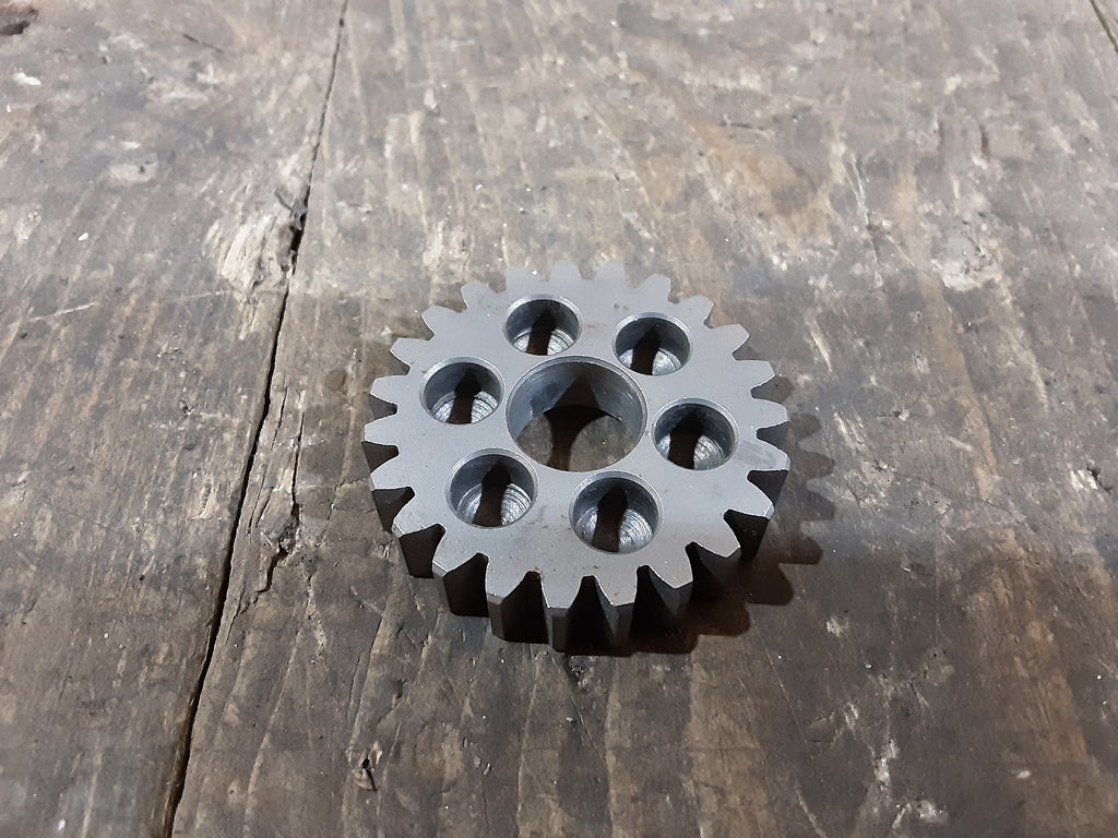 Honda CM90 ,Transmission Top Gear, Genuine NOS Honda Part Number 23451-034-000
