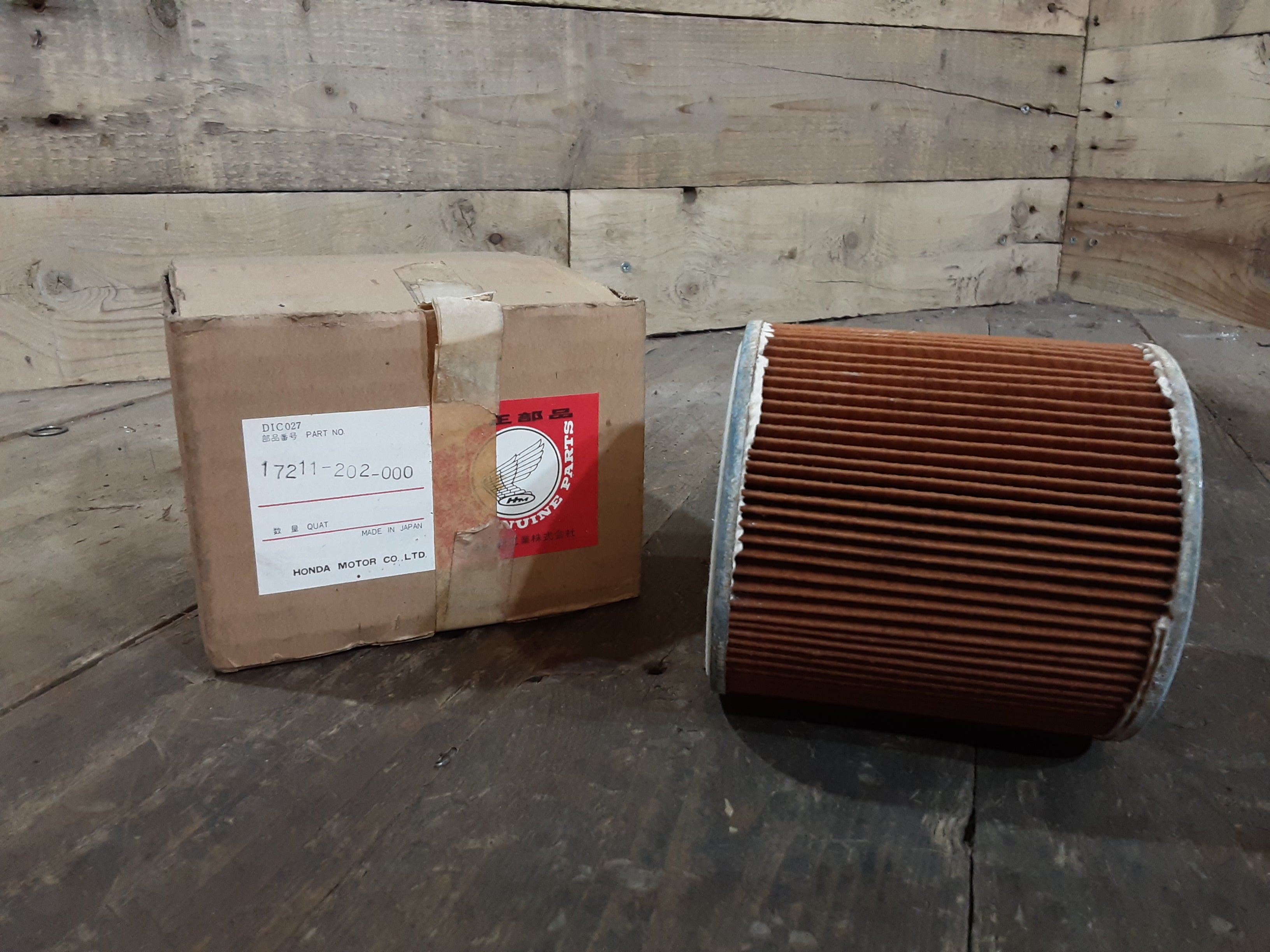 Honda C92 C95 Element Filter Element, Genuine NOS Honda Part Number 71211-202-000