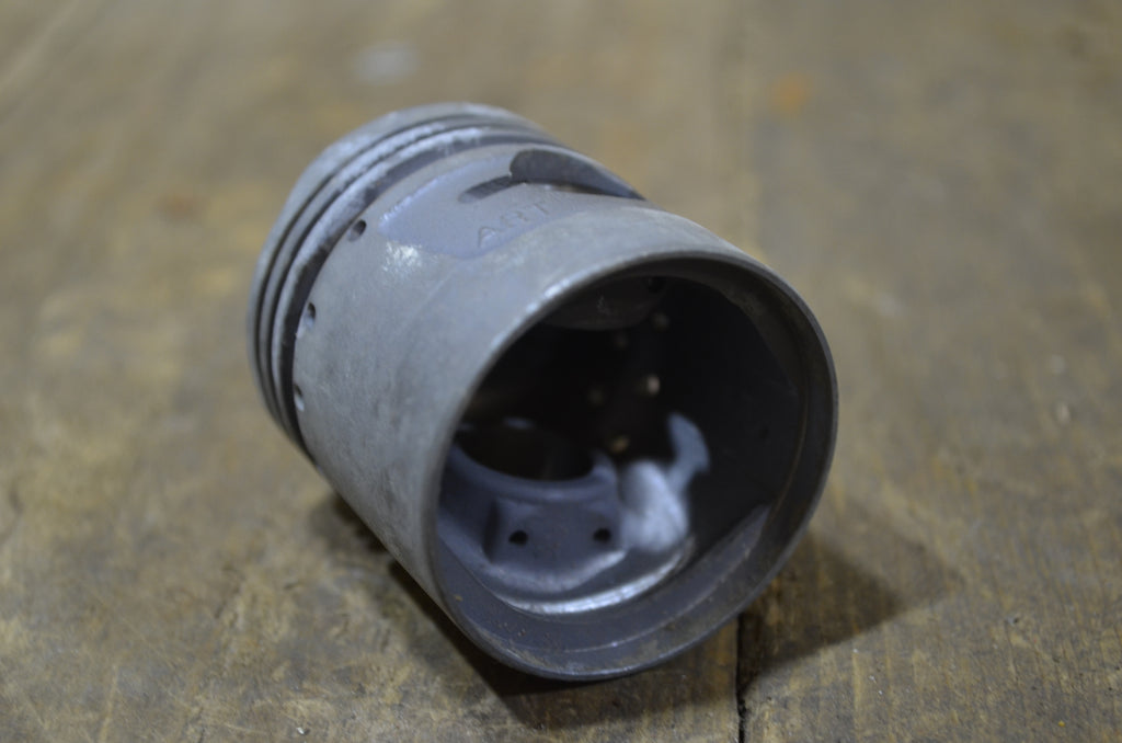 Honda CB92 Benly ,Piston 0.25 Oversize, Genuine NOS Honda Part Number CB921-360-DS1