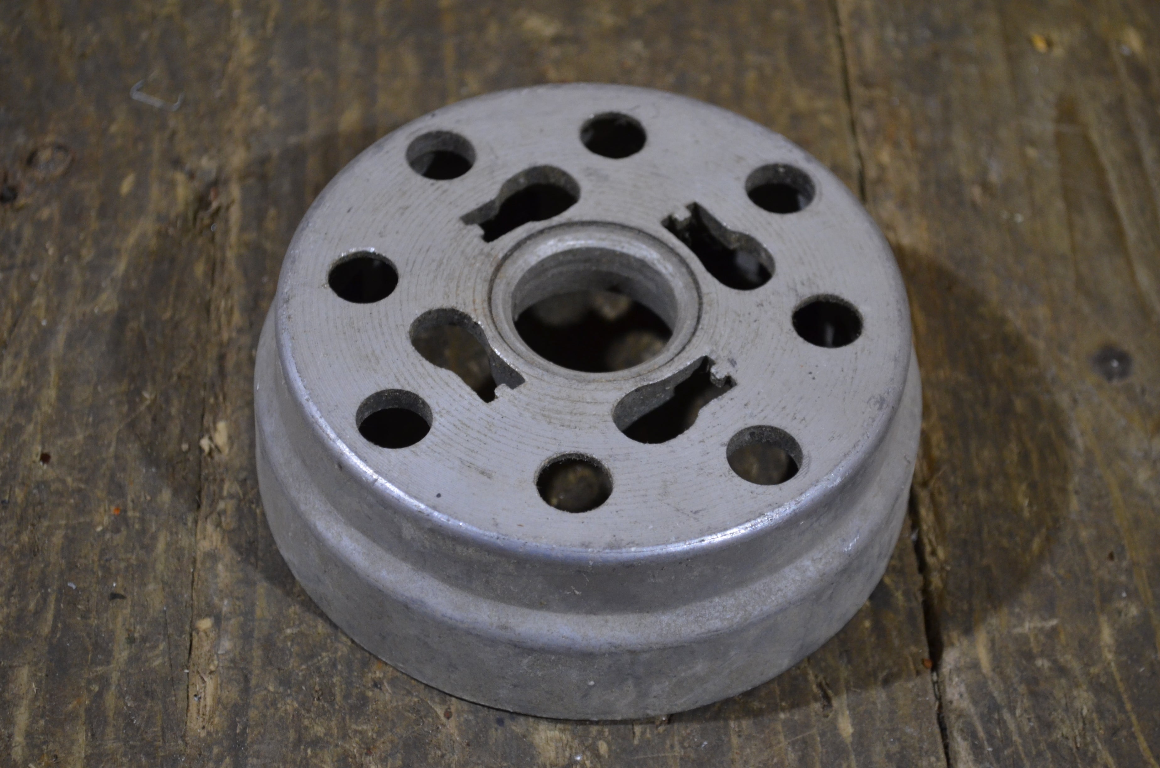 Honda C100 C310A CZ100, Outer Clutch, Good Used Condition 22100-001-080