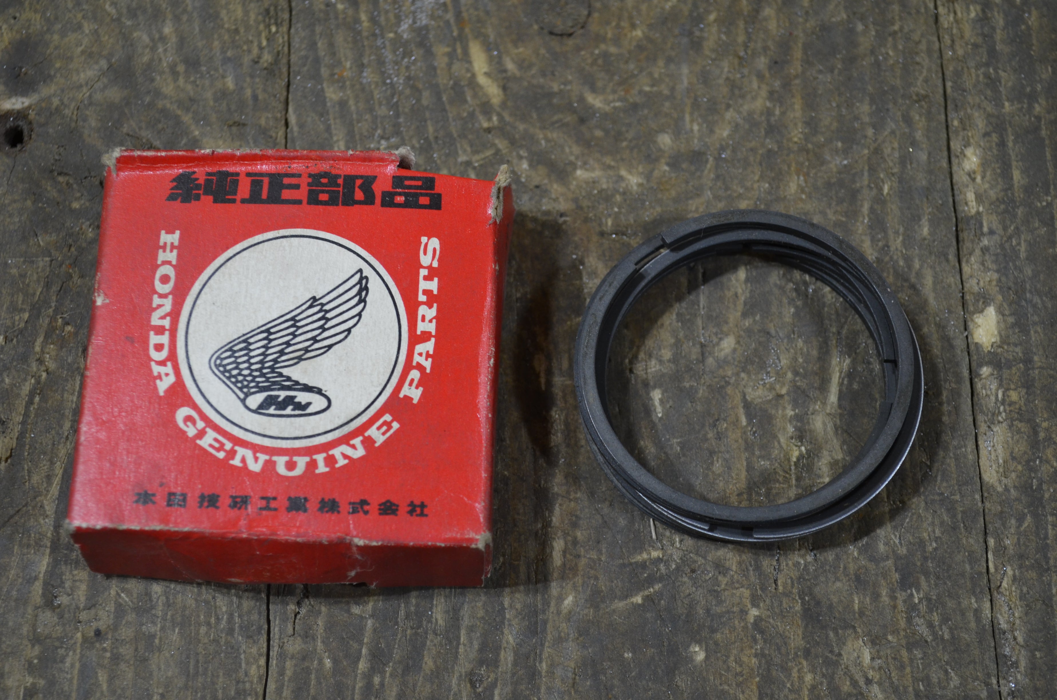 Honda C72 CA72 ,Std Size Piston Rings, Genuine NOS Honda Part Number 13011-259-000