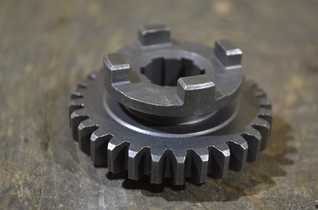 Honda S50 S65 ,Mainshaft Gear, Genuine NOS Honda Part Number 23441-035-810.