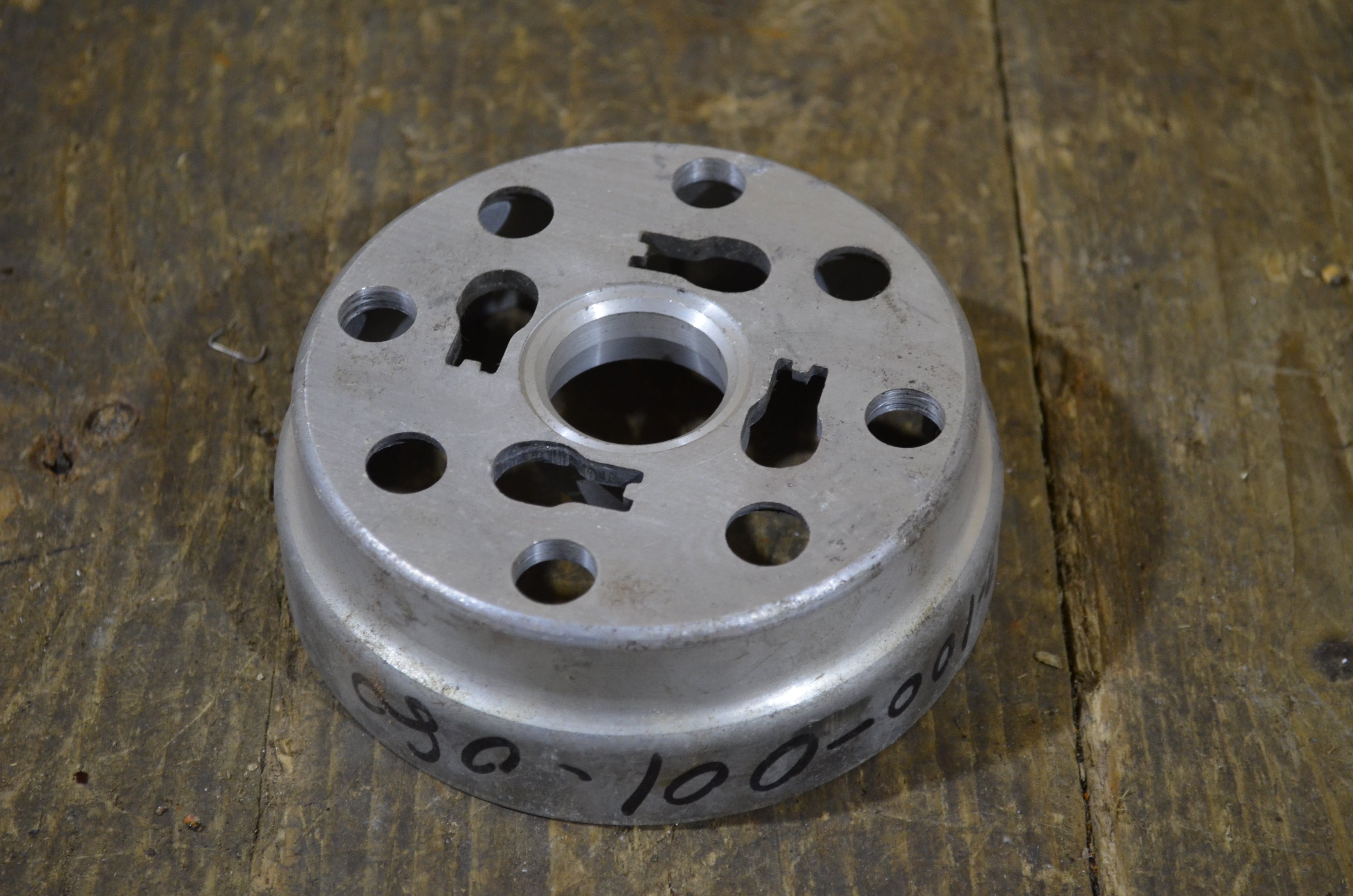 Honda C100 C310A CZ100, Outer Clutch, Good Used Condition 22100-001-080