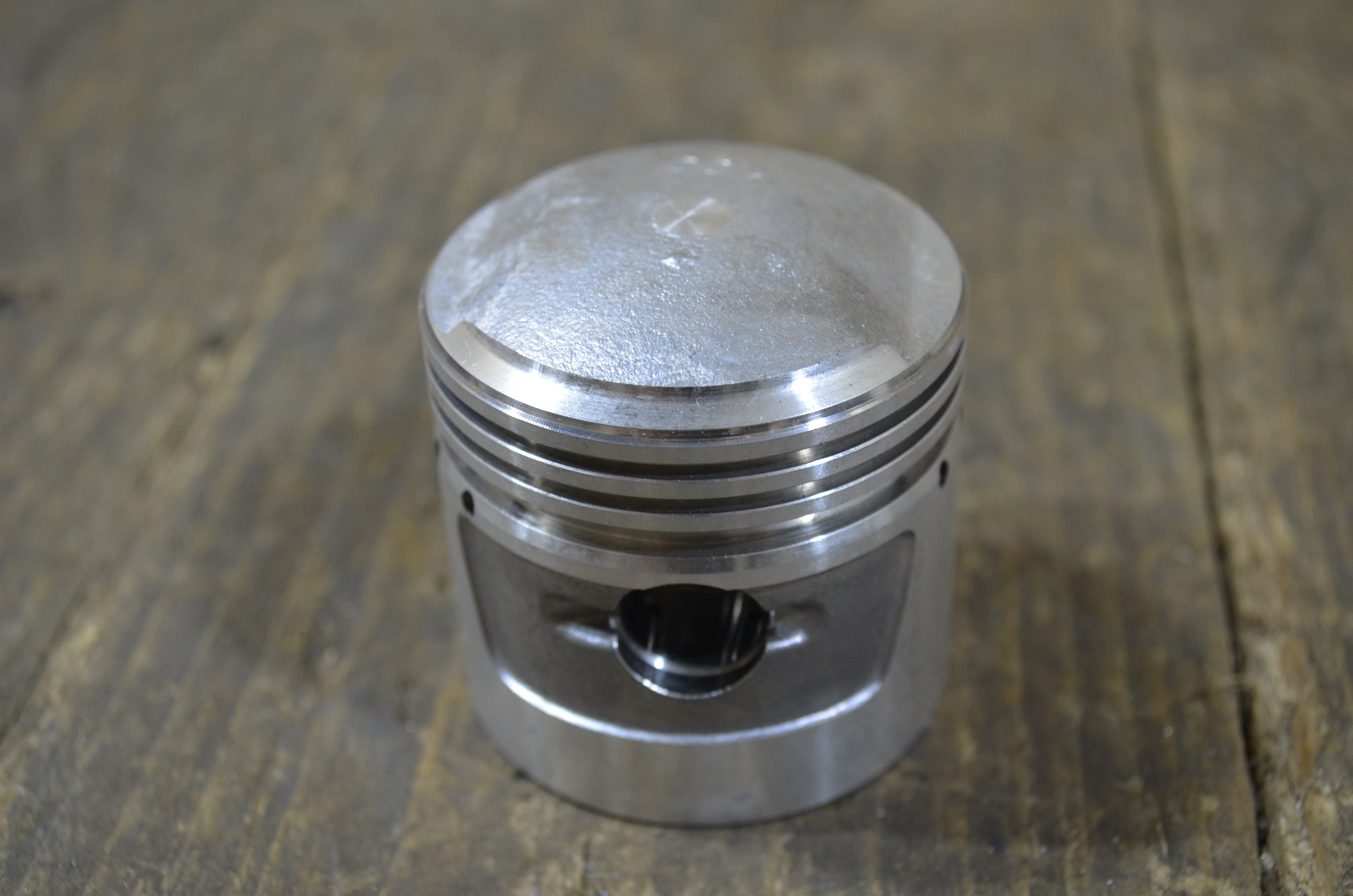 Honda C92 C95 ,Piston 1.00 Oversize, Genuine NOS Honda Part Number 13105-201-010