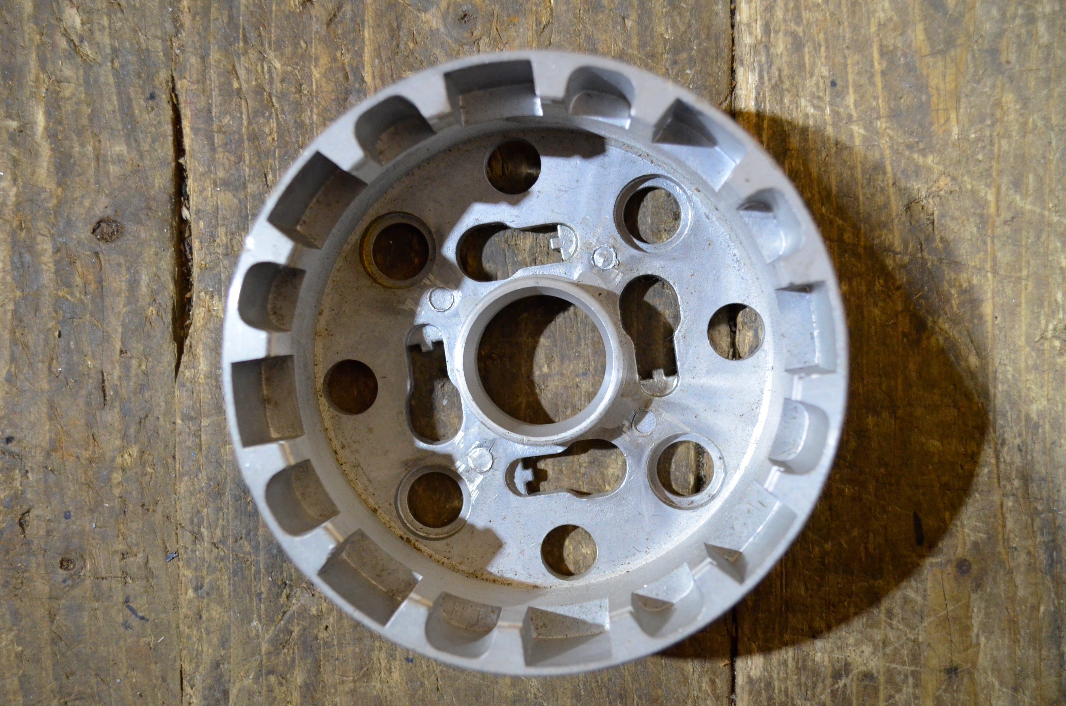 Honda C100 C310A CZ100, Outer Clutch, Good Used Condition 22100-001-080