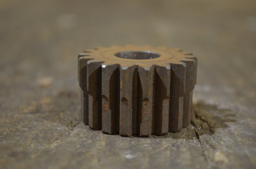 Honda C100 ,Kick Starter Pinion, Shop Spoiled NOS Honda Part Number 28211-001-020