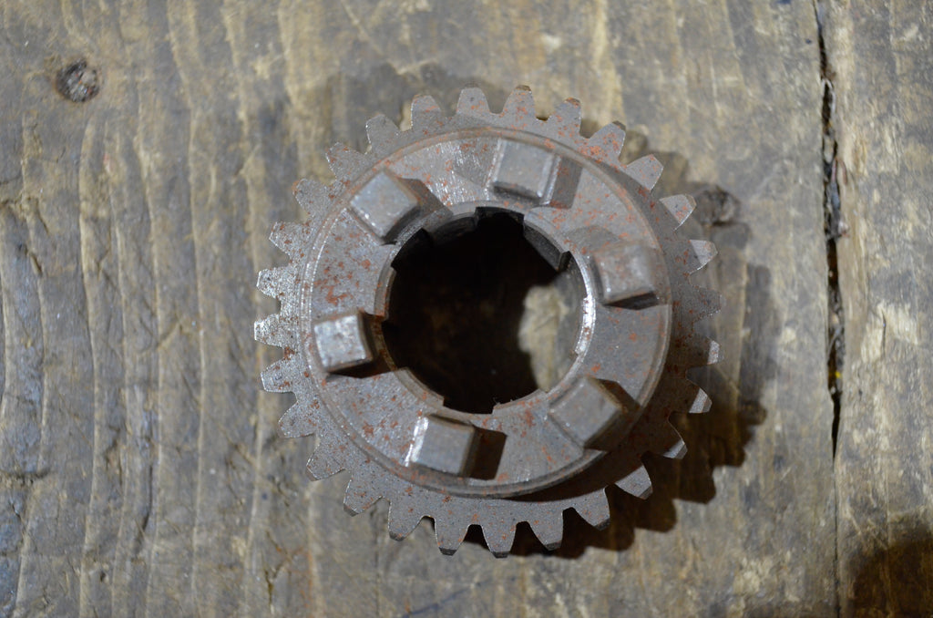 Honda CA72 CA77 ,Countershaft Second Gear, Genuine NOS Honda Part Number 23441-250-020