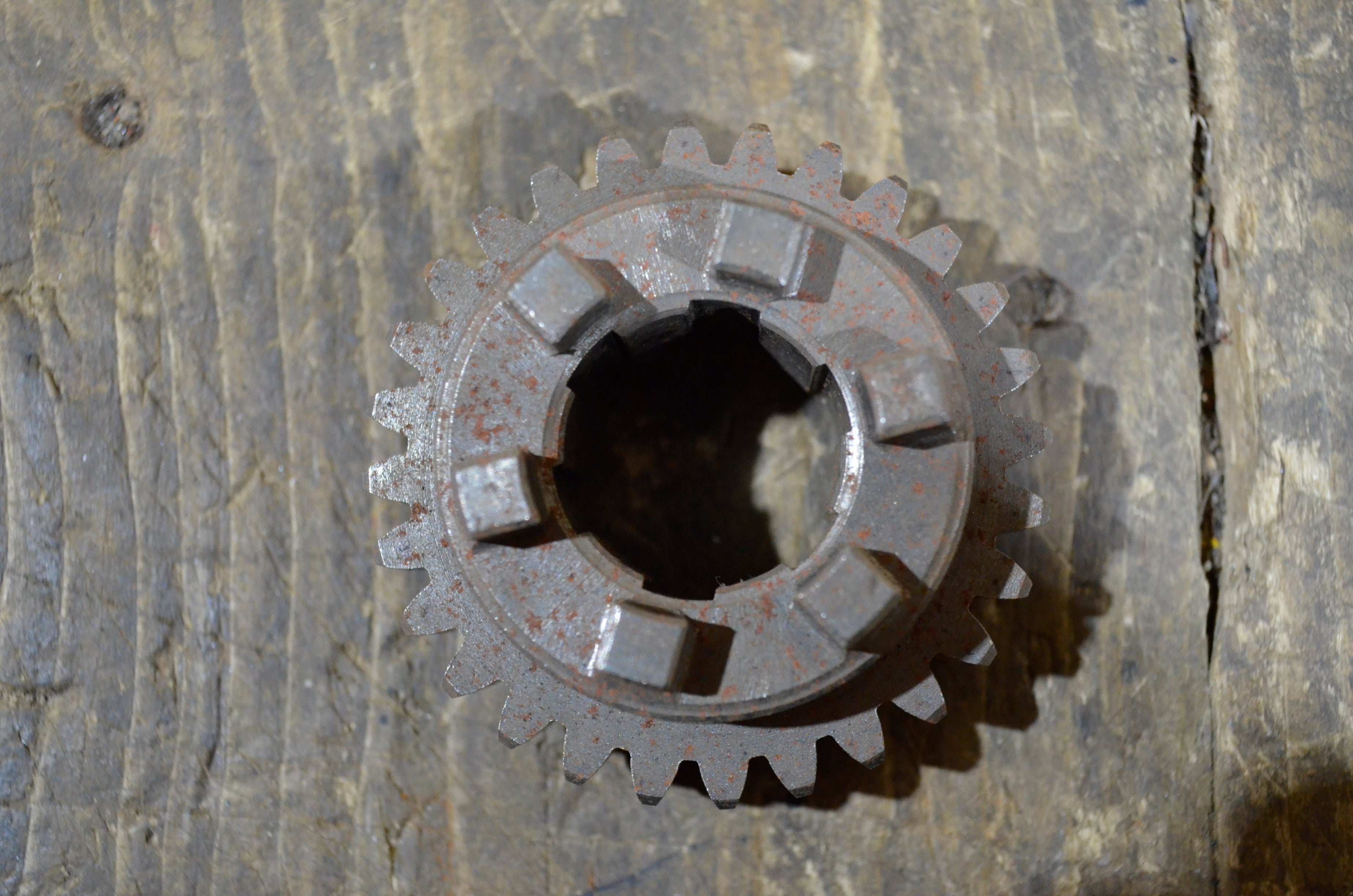 Honda CA72 CA77 ,Countershaft Second Gear, Genuine NOS Honda Part Number 23441-250-020