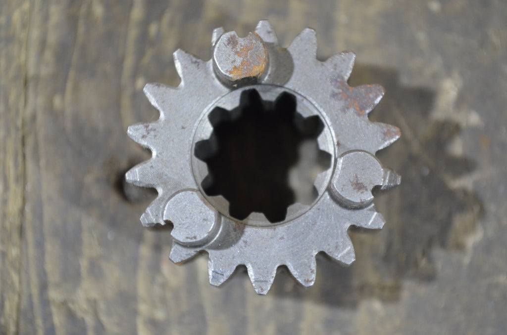 Honda C90 CM91 ,18T 2nd Gear, Genuine NOS Honda Part Number 23431-046-000
