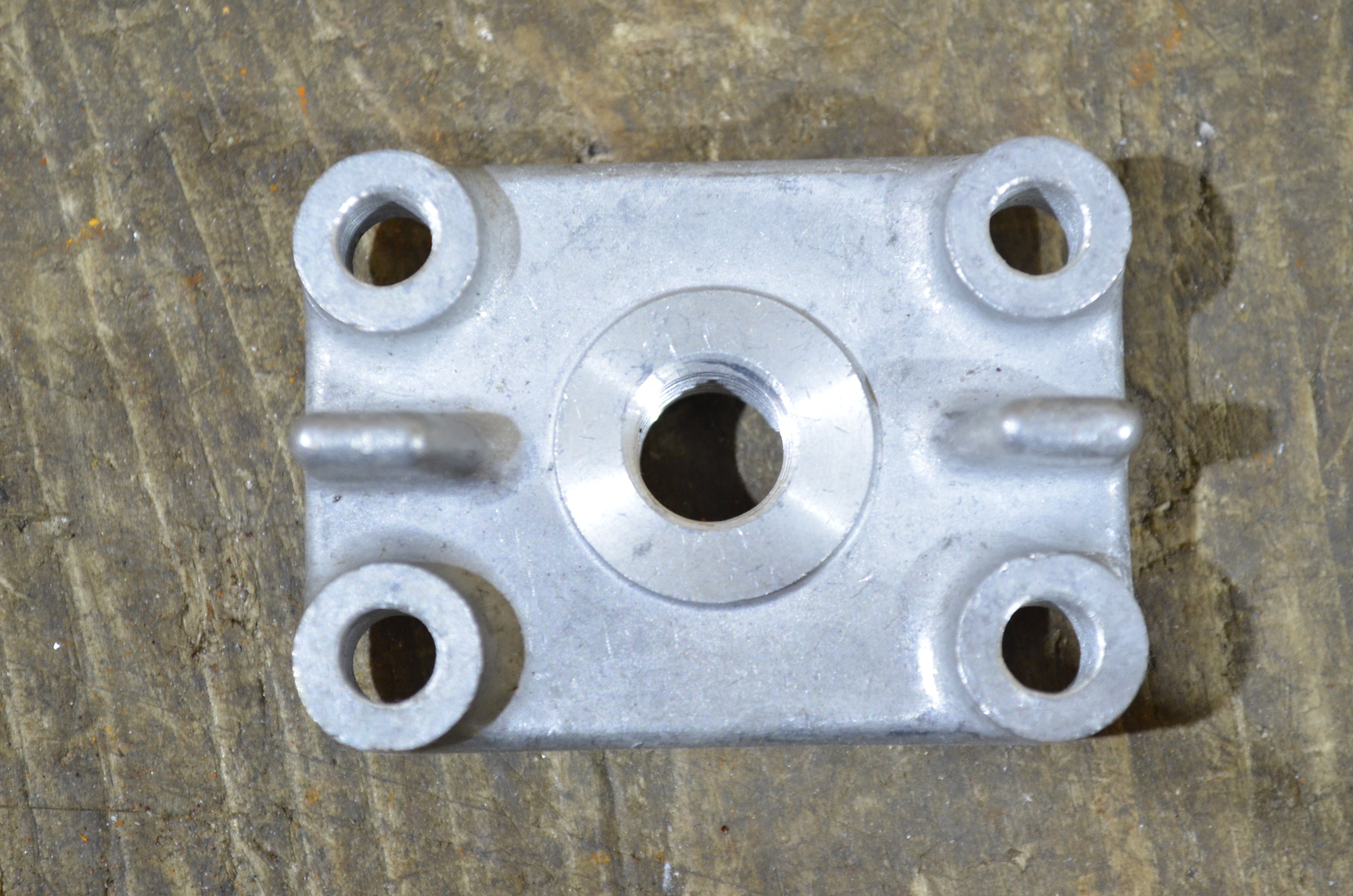 Honda C200 CM90 CT200, Cover Strainer, Genuine NOS 15416-030-000