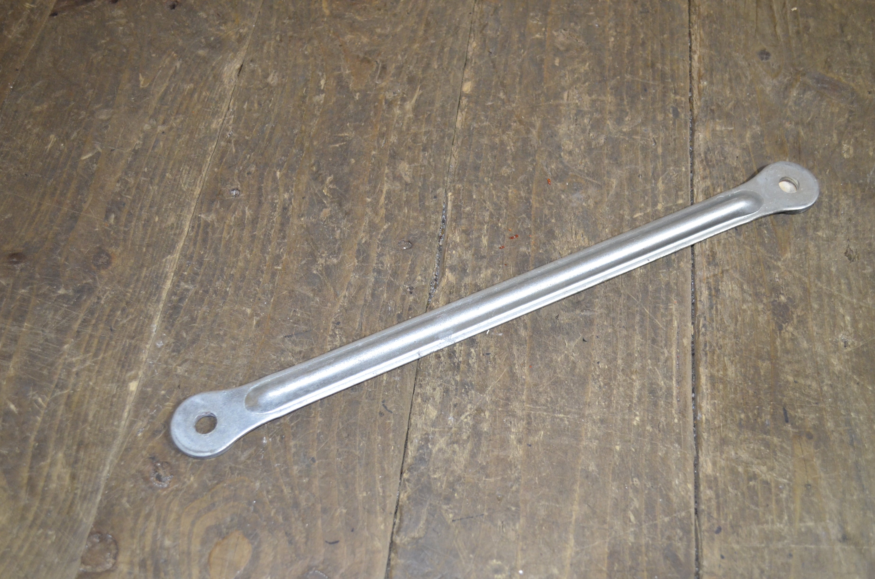 Honda CB450 ,Rear Brake Torque Arm, Genuine NOS Honda Part Number 43431-283-000