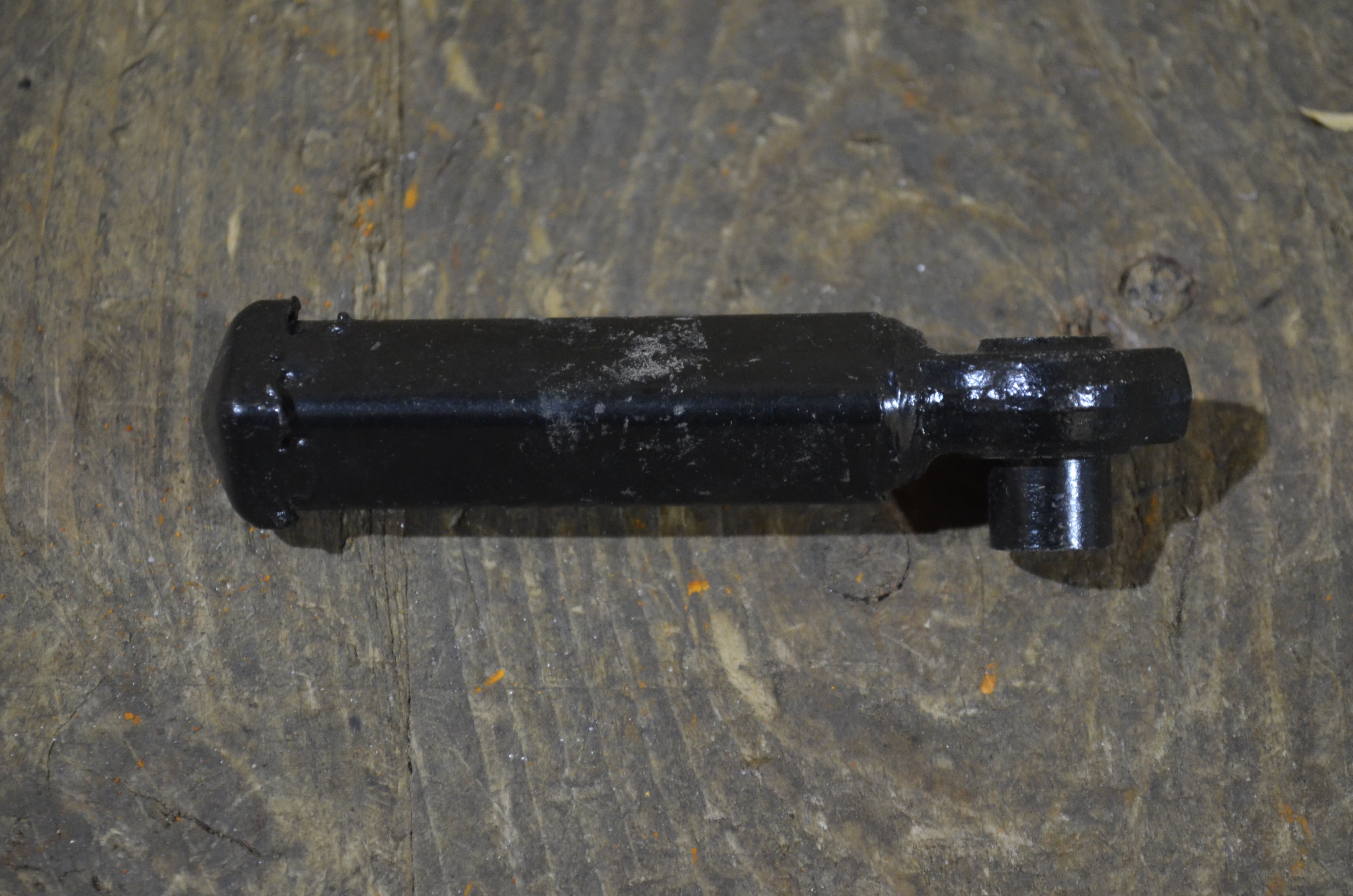 Honda CB500KO ,Left Side Footrest, Genuine NOS Honda Part Number 50642-323-670B