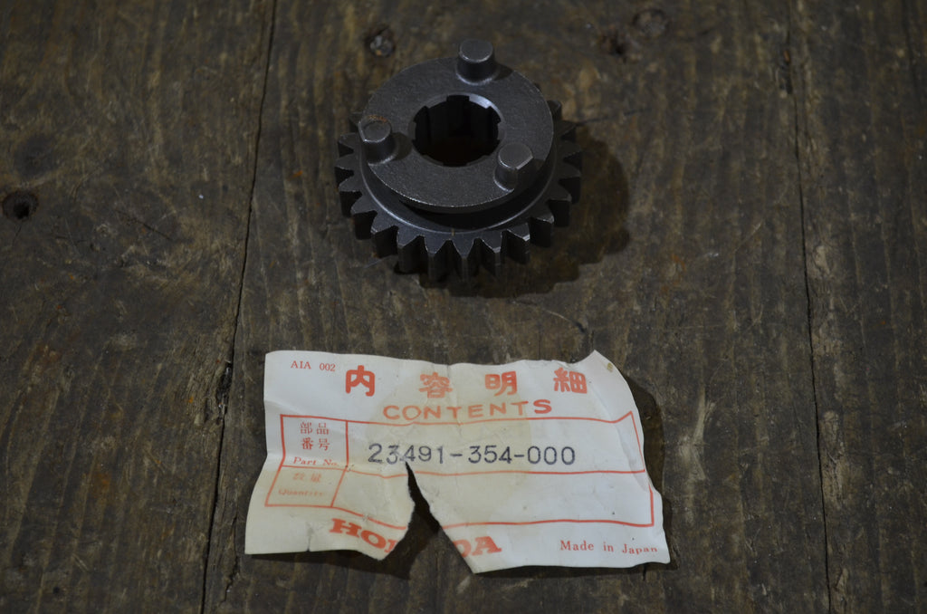 Honda CB/CL200 XL175 ,Countershaft 5th Gear, Genuine NOS Part Number 23491-354-000