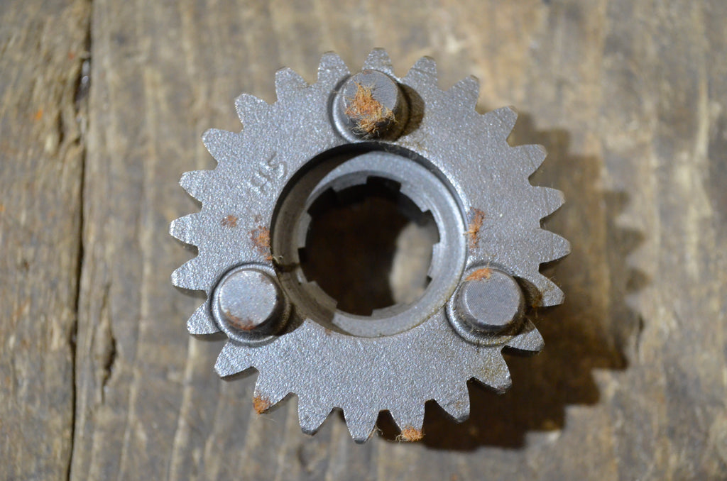 Honda CB/CL200 XL175 ,Countershaft 5th Gear, Genuine NOS Part Number 23491-354-000