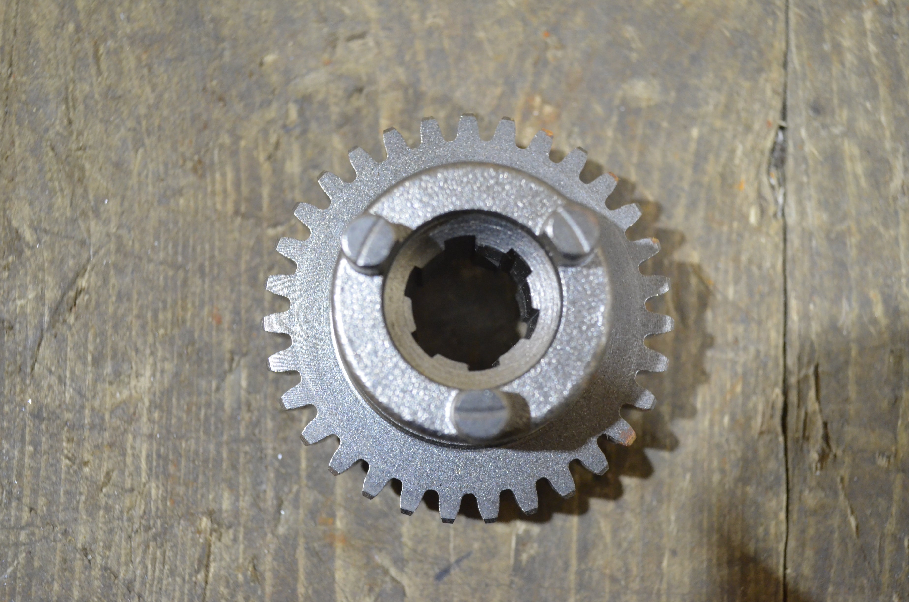 Honda ATC70 ,Countershaft 2nd Gear, Genuine NOS Honda Part Number 23441-086-000