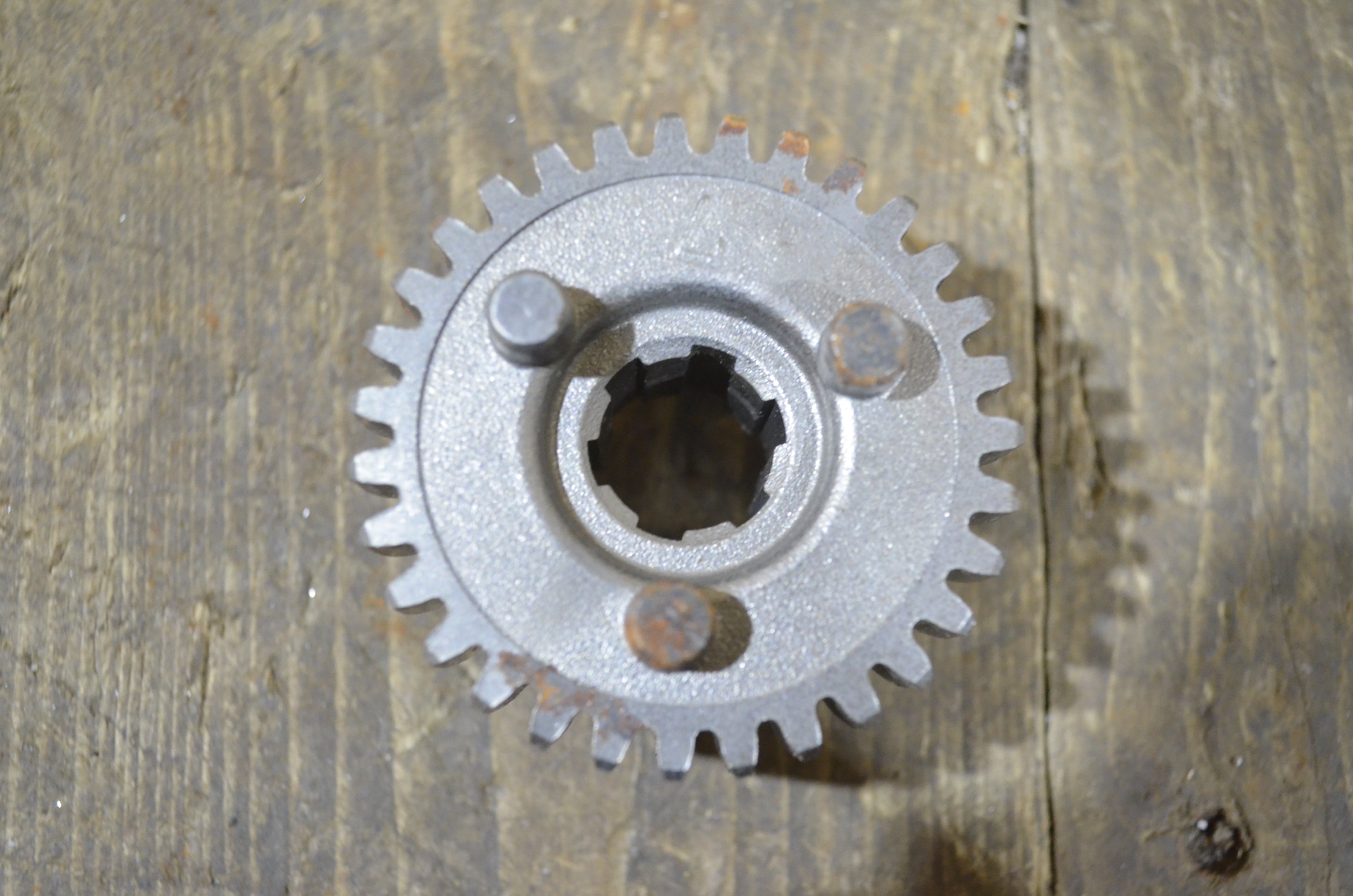 Honda ATC70 ,Countershaft 2nd Gear, Genuine NOS Honda Part Number 23441-086-000