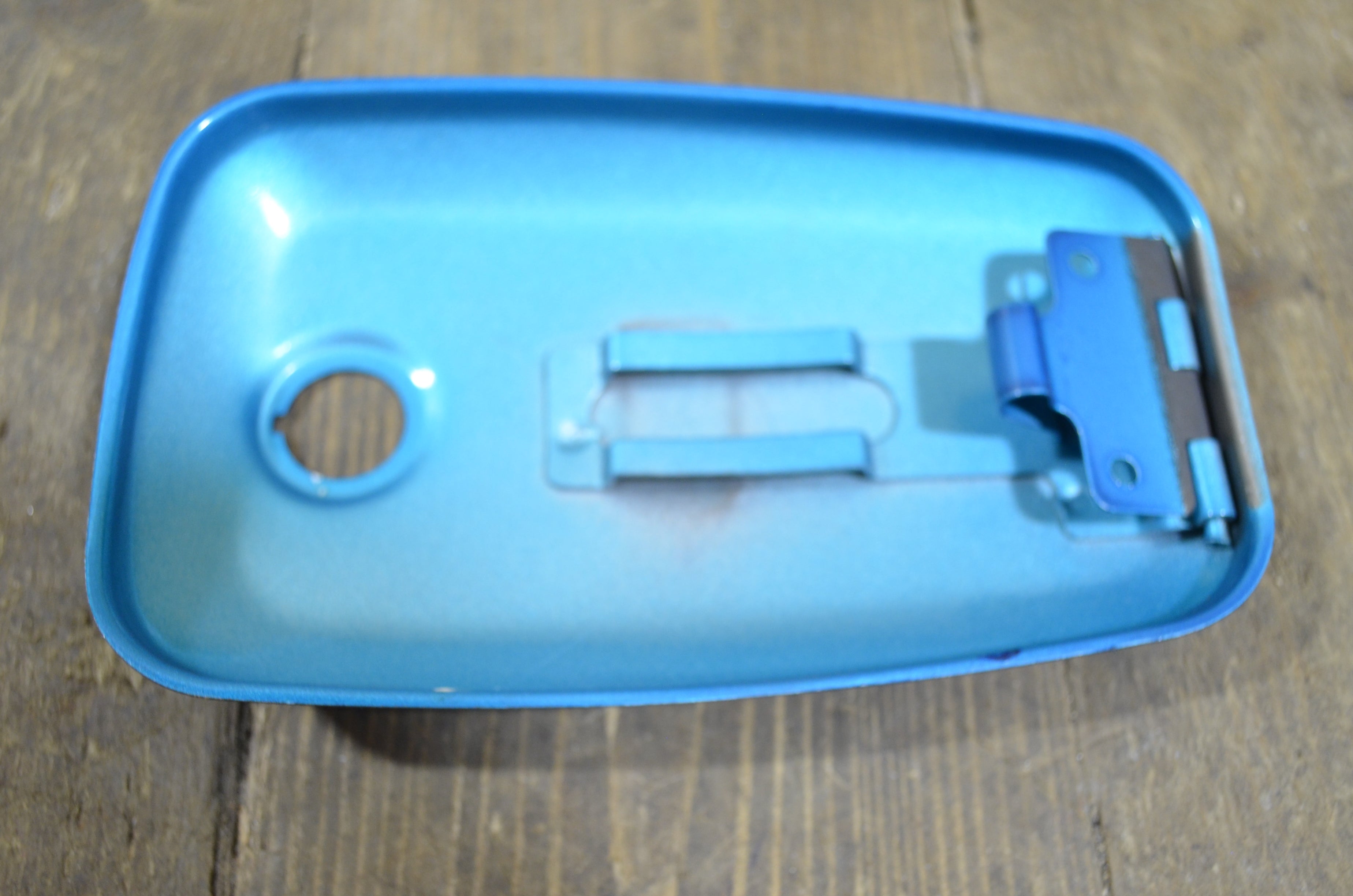 Honda CB125T ,Fuel Cap Lid, Genuine NOS  Honda Part Number 17511-399-700ZB