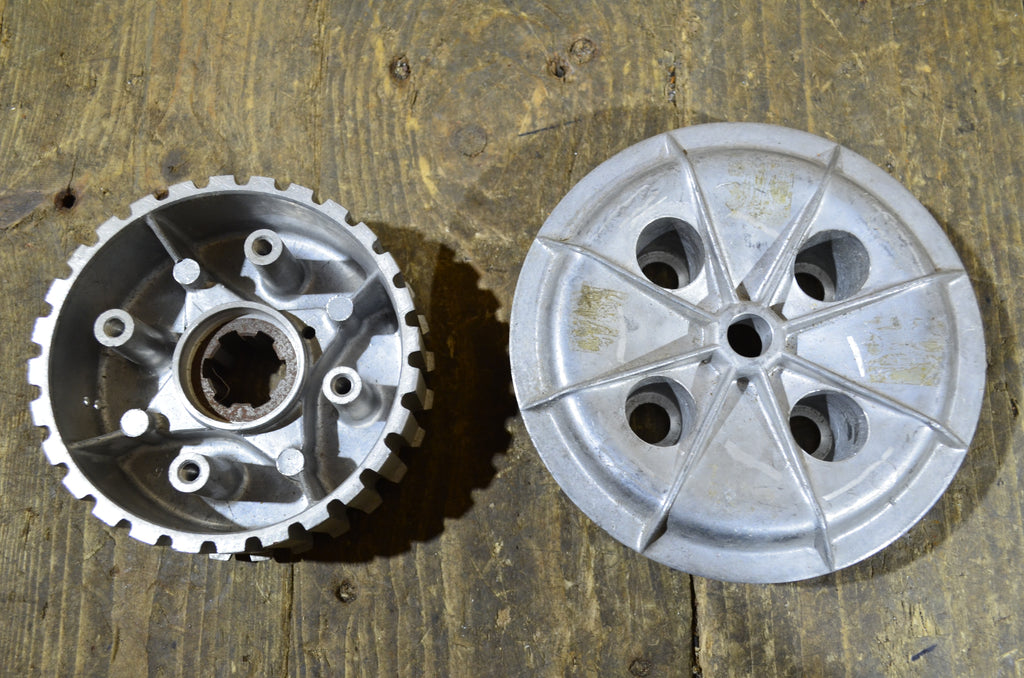 Honda C72 ,Clutch Center and Plate Clutch, NOS 22121-259-020 -22350-259-000