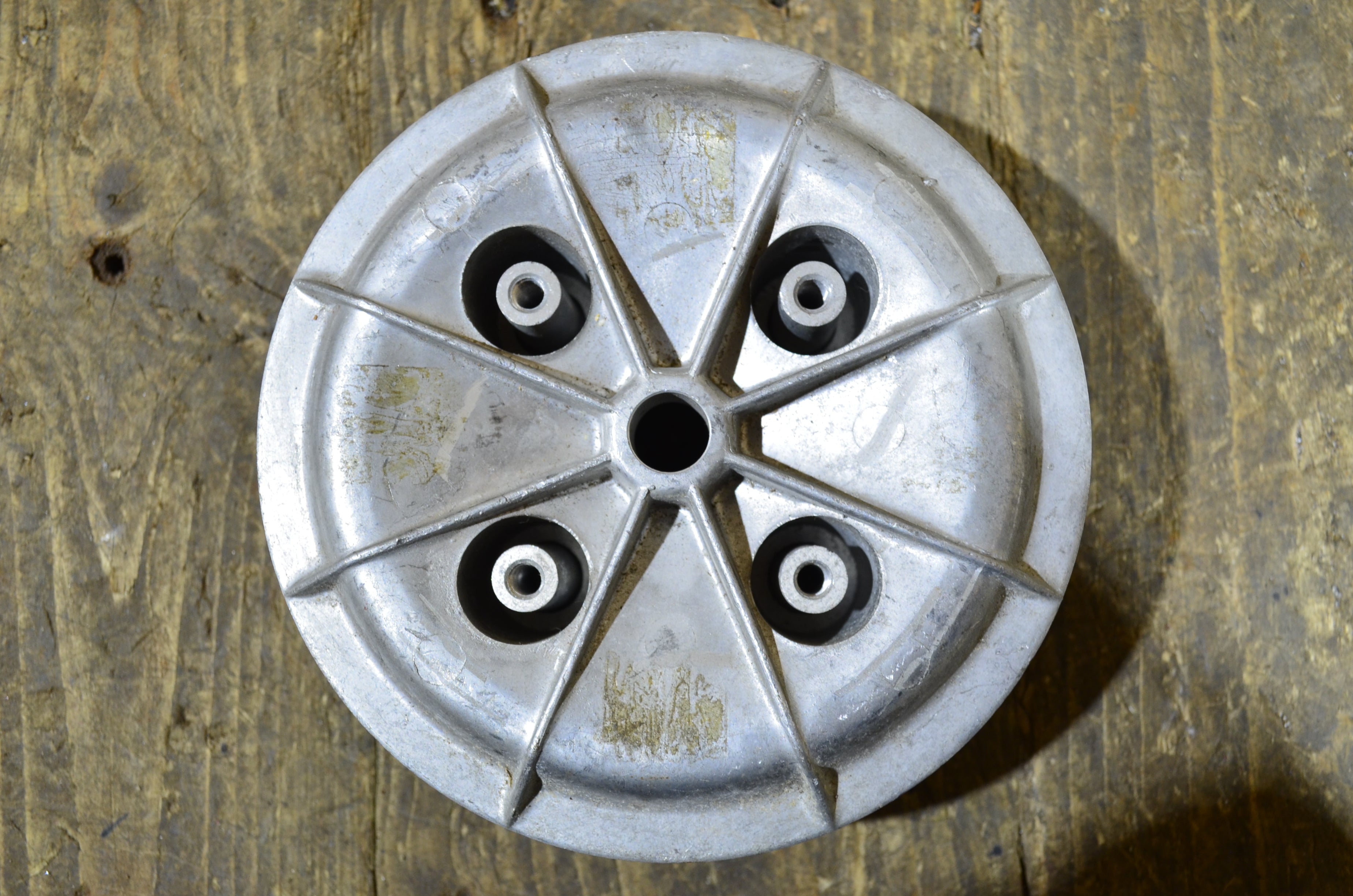 Honda C72 ,Clutch Center and Plate Clutch, NOS 22121-259-020 -22350-259-000