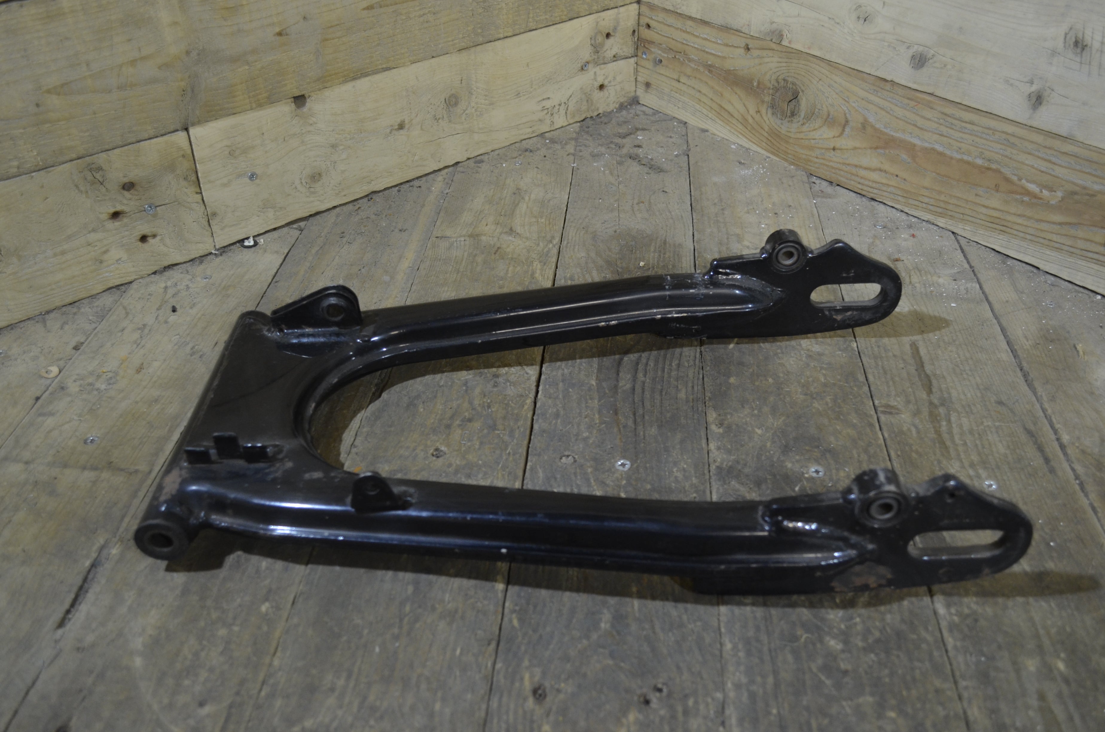 Honda CB750F CB750F1 ,Swinging Arm, Used Part Honda Part Number 52110-392-000ZA
