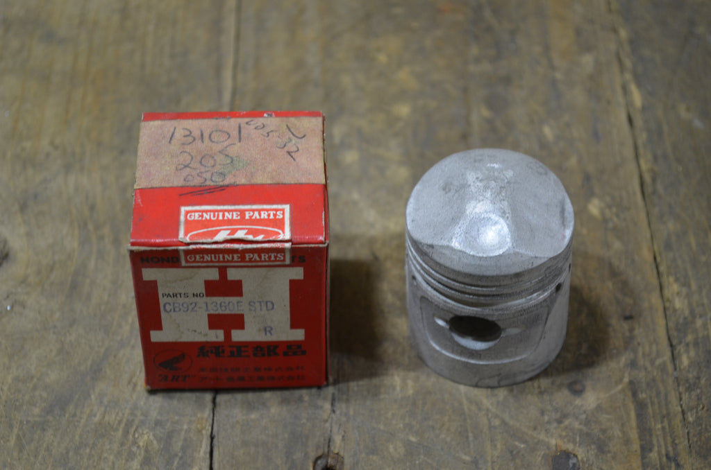 Honda CB92 ,Standard Size Right Piston, Genuine NOS Honda Part Number 13101-205-050