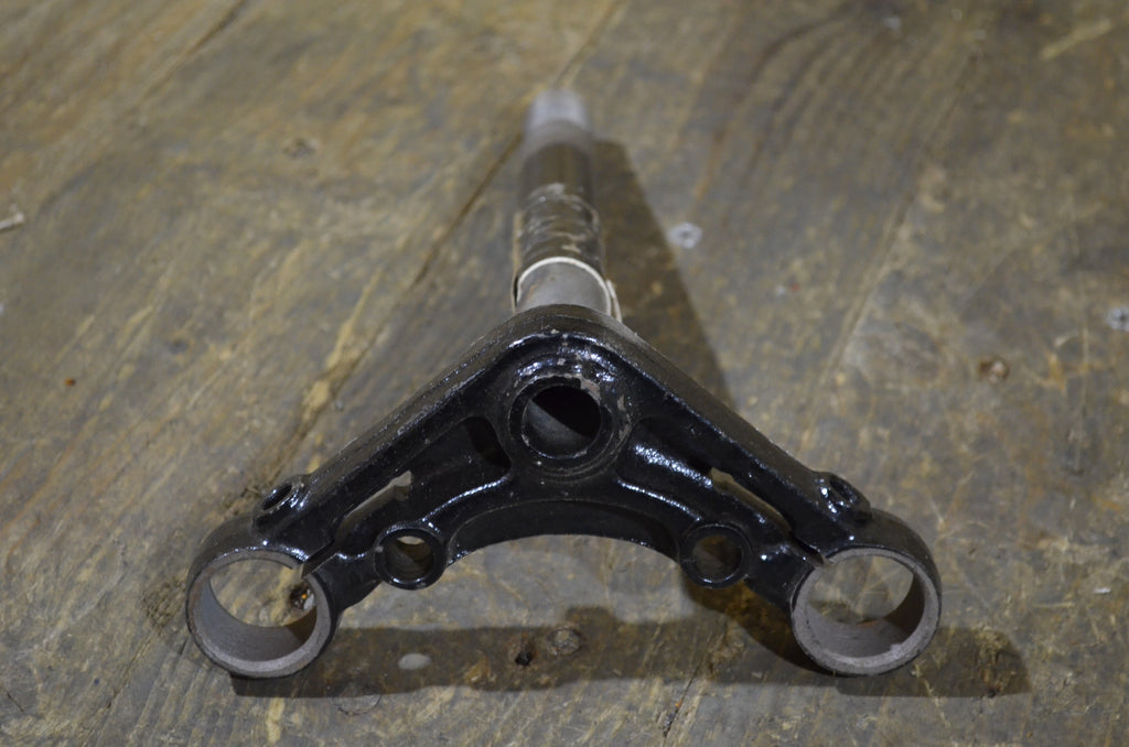 Honda CB125J ,Bottom Yoke Steering Stem, Used Condition Part Number 53200-383-612ZA