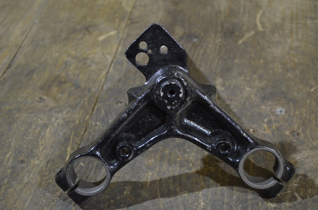 Honda SL XL 90-100-125  ,Bottom Steering Yoke, Shop Soiled NOS 53200-074-000B