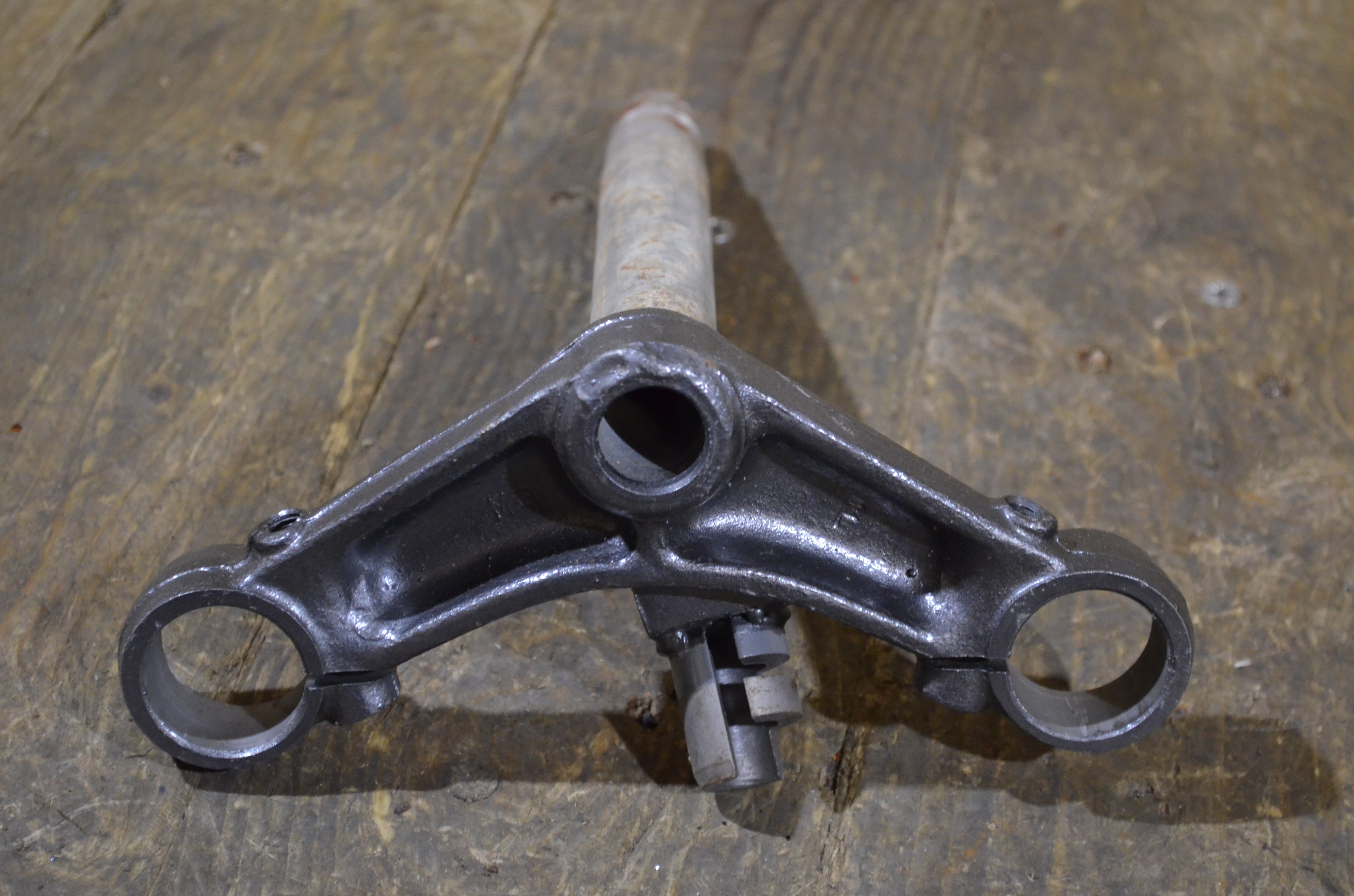 Honda CD125 CD175A ,Bottom Steering Yoke, Genuine NOS Honda Part Number 53200-230-030XE