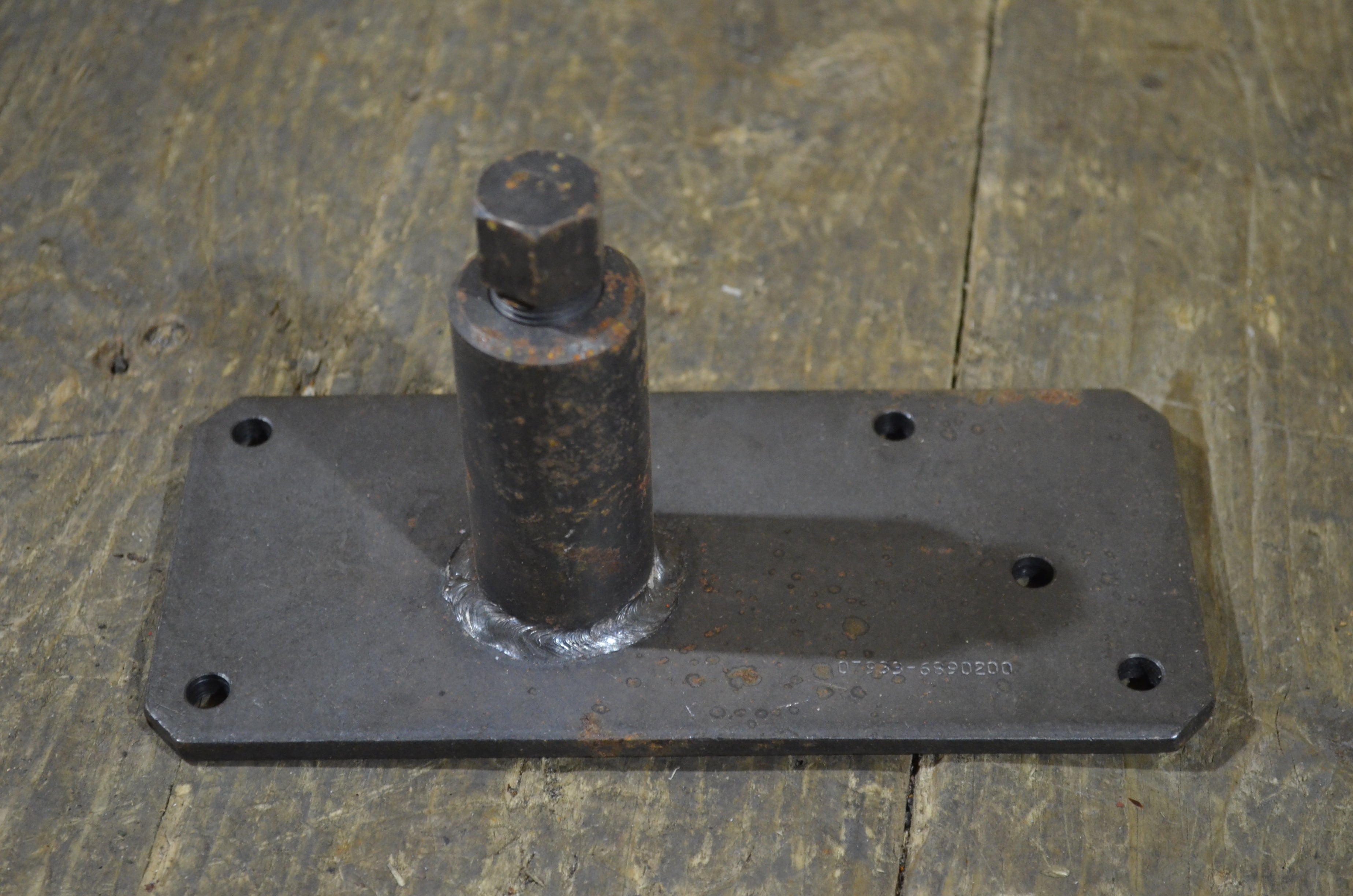 Honda Special Tool, Case Puller, Genuine NOS, 07933-6890200