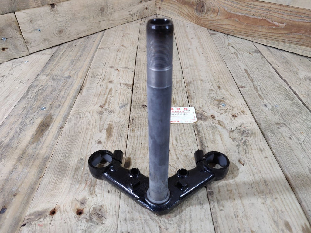 Honda CD CM Models ,Bottom Steering Yoke, NOS Honda Part Number 53200-418-600ZA