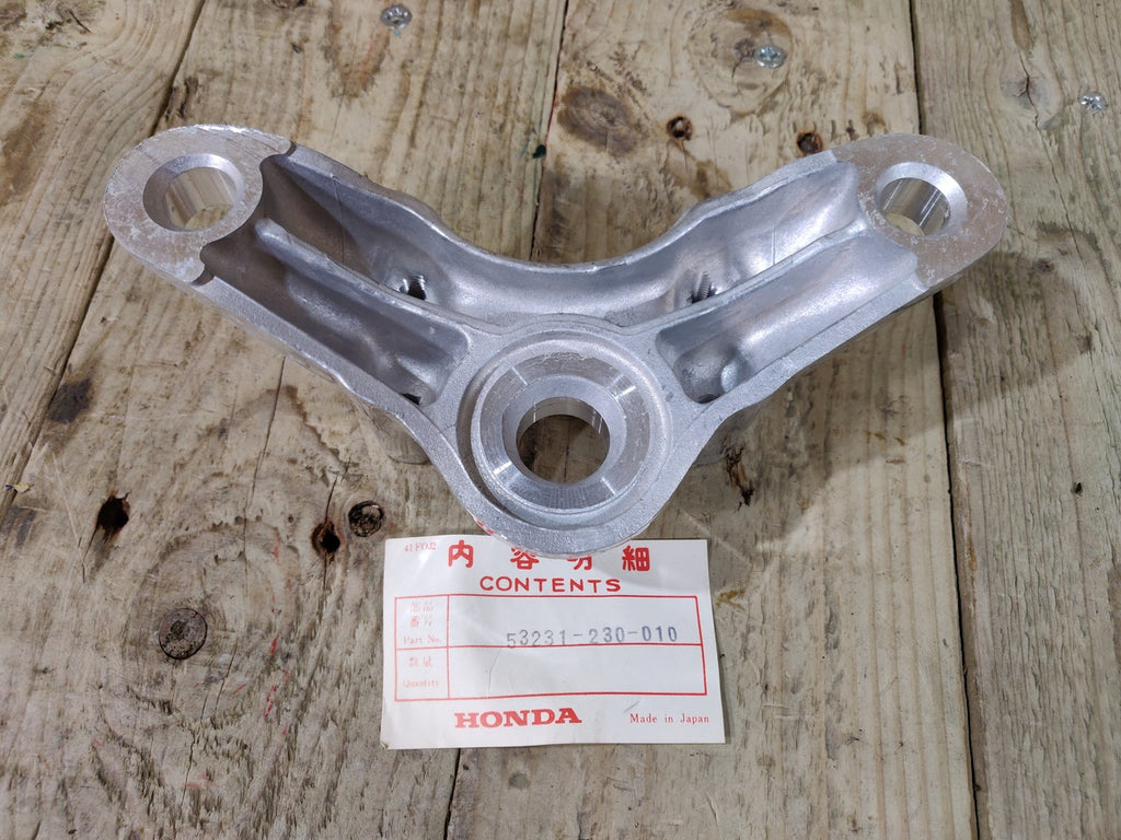 Honda CD CL SS125A ,Steering Top Yoke, Genuine NOS Part Number 53231-230-010
