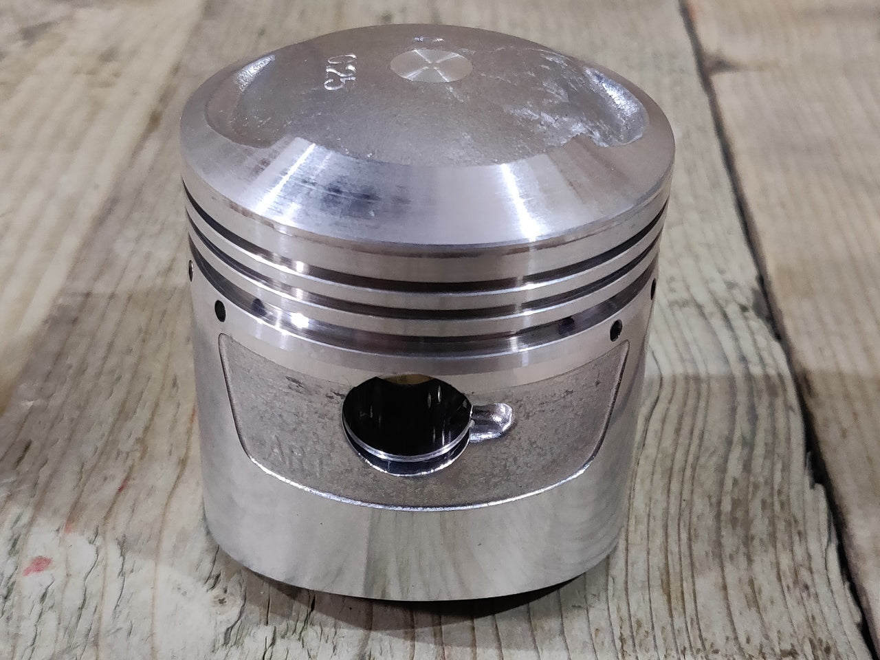 Honda C77 CA77 C78 ,0.25mm Oversize Piston, Genuine NOS Part Number 13102-266-020