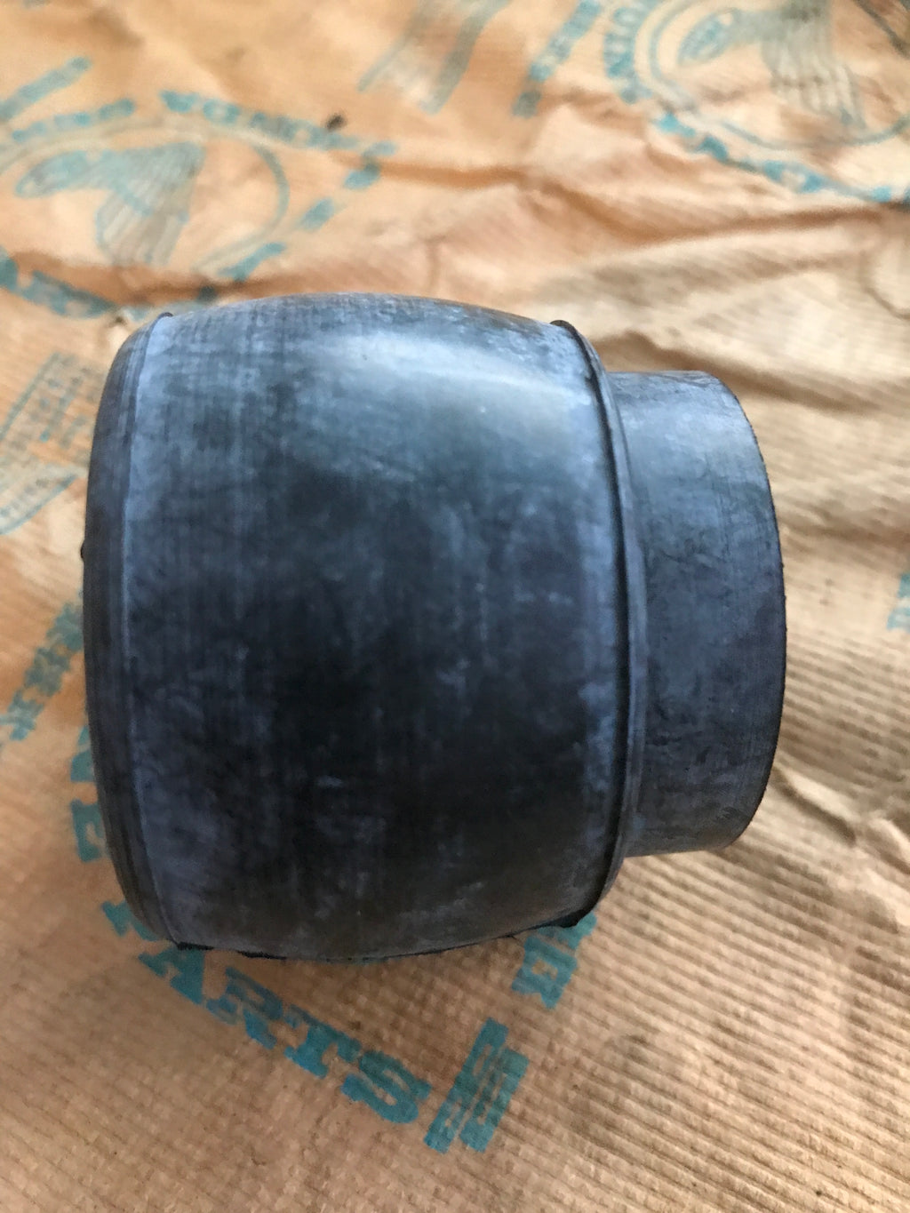 Honda C70 C71 C75 C76 CS76 ,Exhaust Rubber, Genuine NOS Part Number 18391-250-000