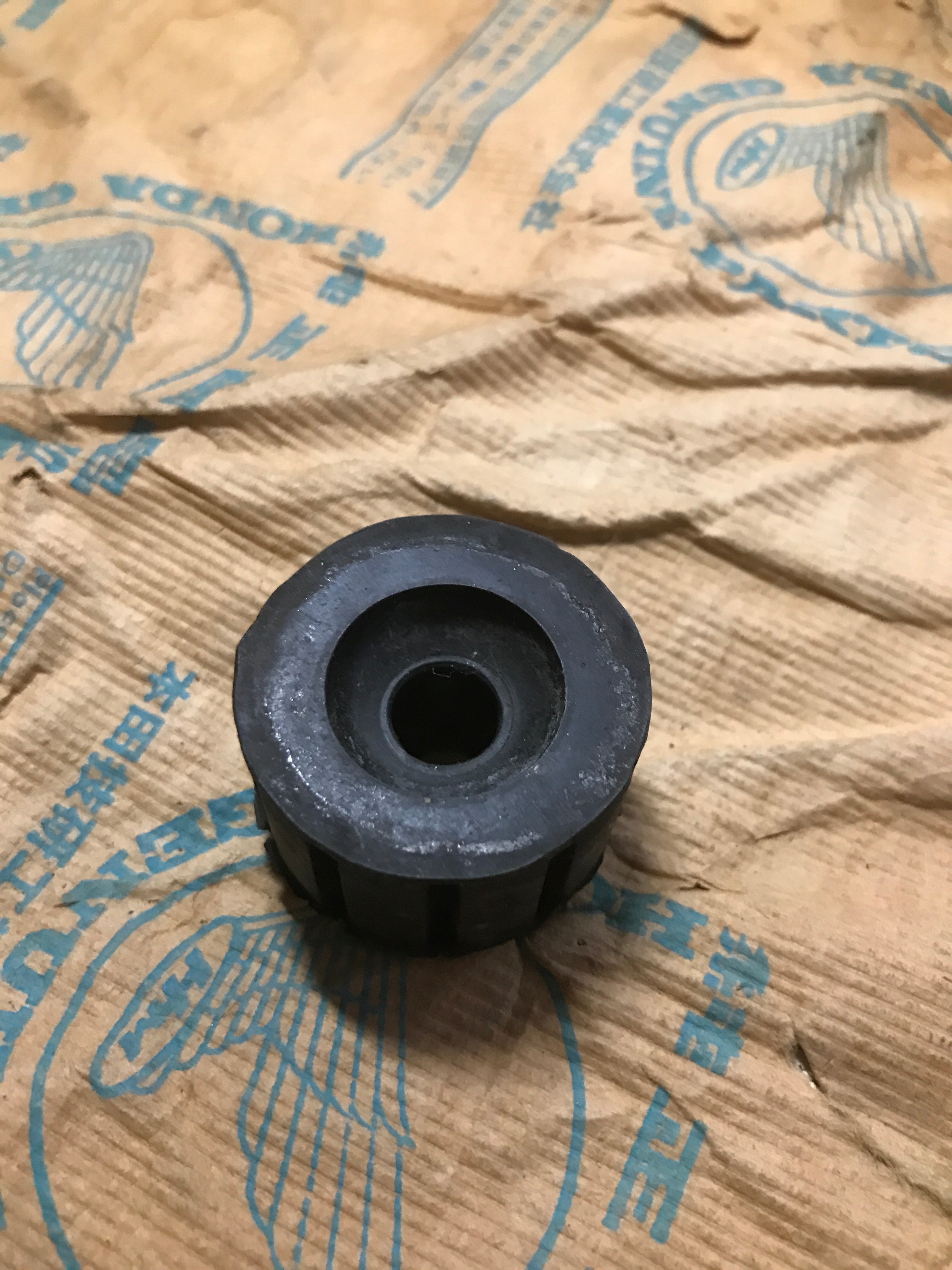 Honda CB125S CB125T CB223S CB250 ,Fuel Tank Cushion, NOS Part Number 17611-286-000