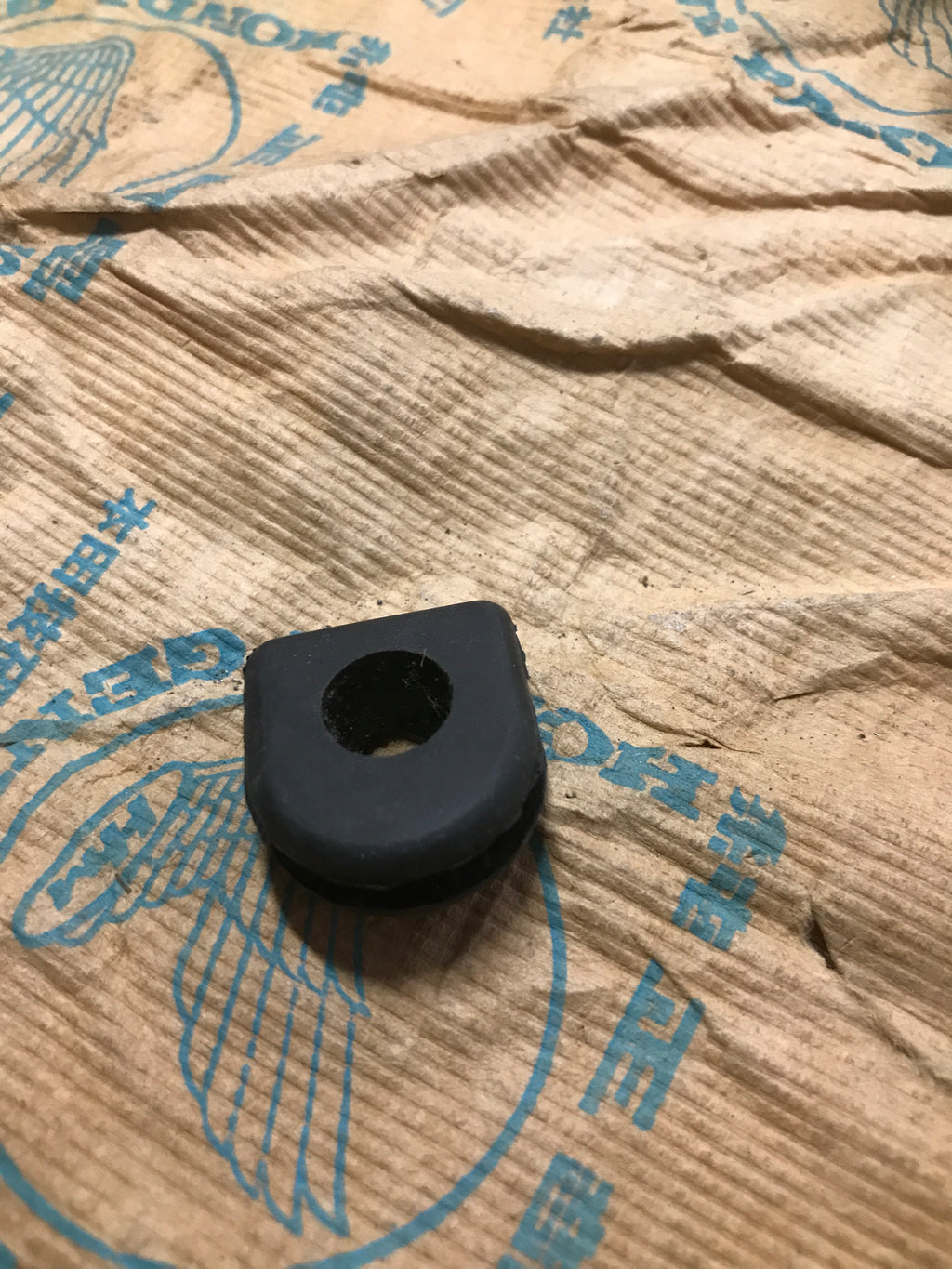 Honda C100 C102 CA102 CD105 ,Dynamo Wire Grommet, NOS Honda Part Number 32971-003-000