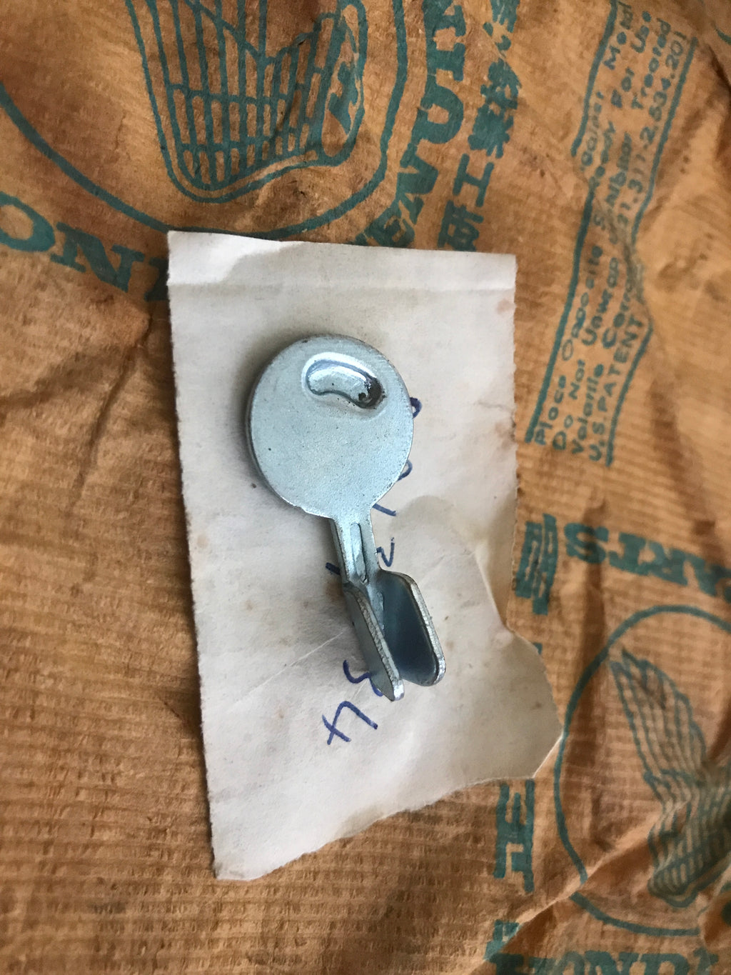 Honda CZ100 ,Fuel Tap Lever, Genuine NOS Part Number DP131-34