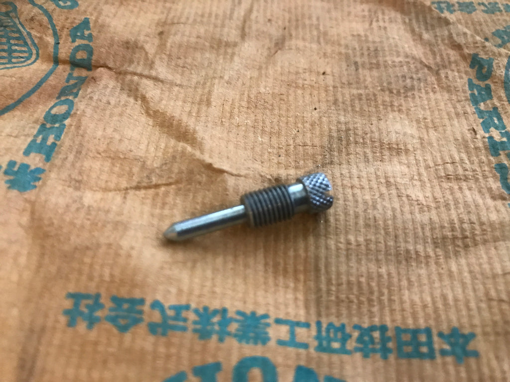 Honda C92 CA160 CA175 CB100 ,Throttle Screw, Genuine NOS Honda Part Number 16163-011-004