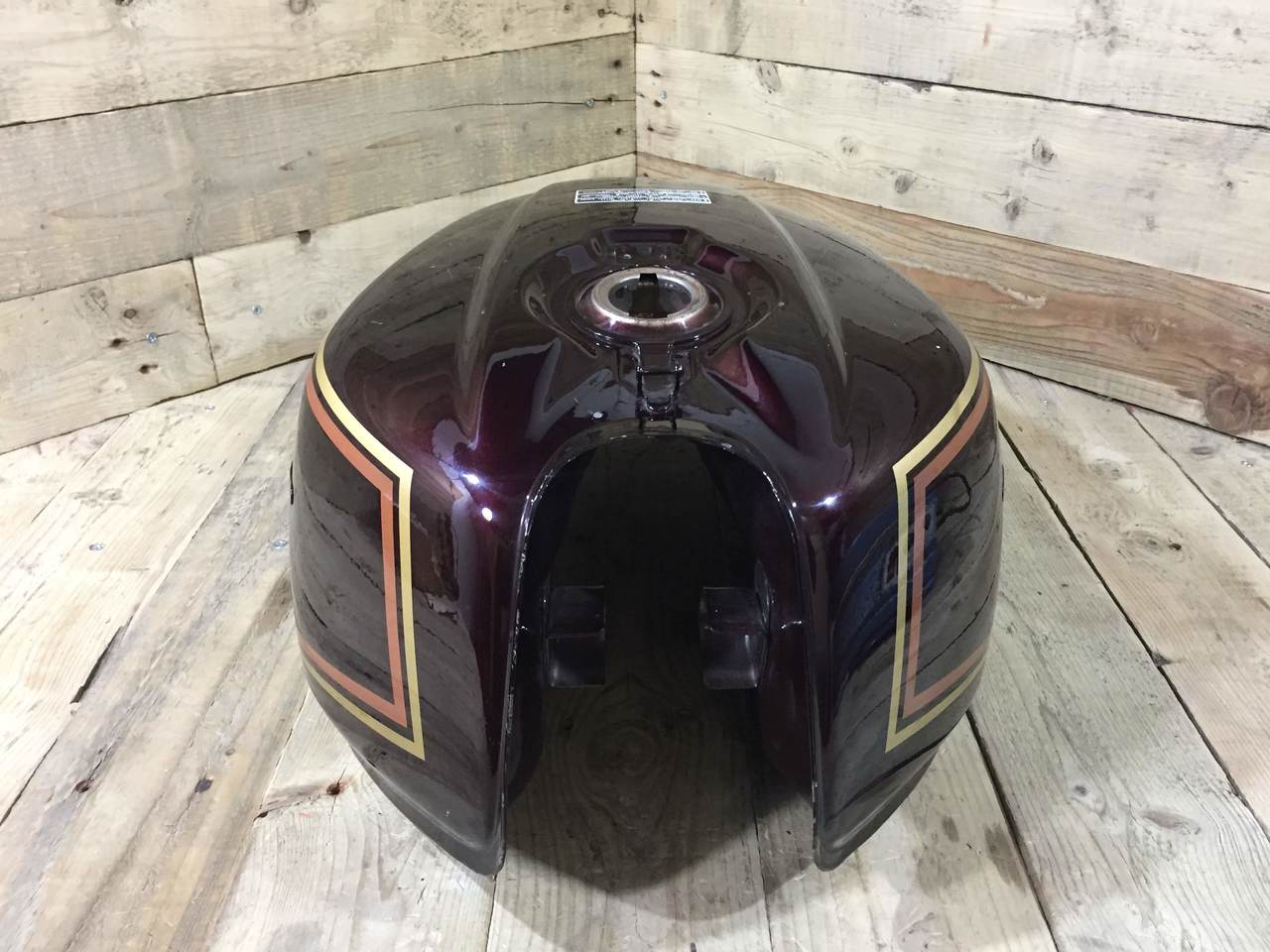 Honda CB750FK ,Fuel Tank, NOS Shop Soiled MAROON