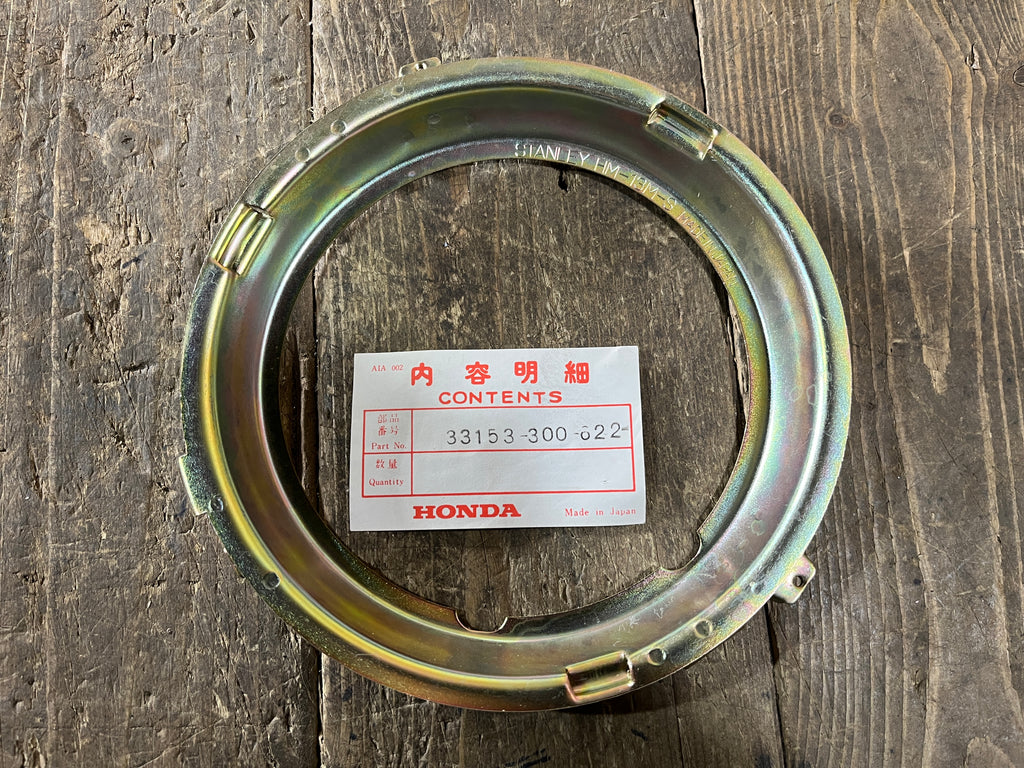 Honda CB450 CB500 ,Headlight Mounting Ring, NOS Honda Part Number 33153-300-622