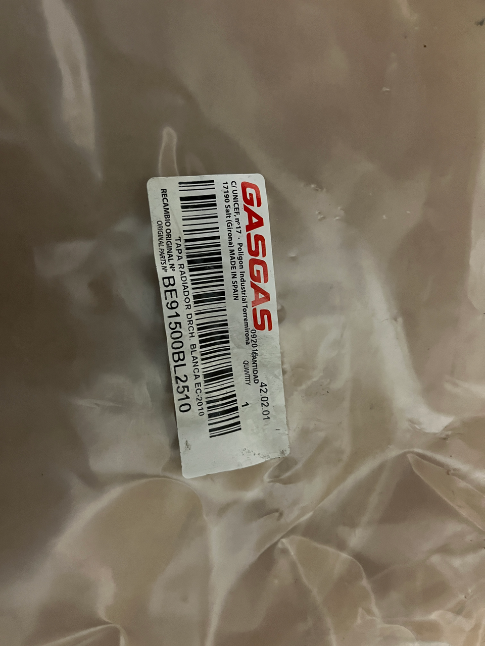 Gas Gas EC Six Days2010-2011 Right Side White ,Rad Cover,  Genuine NOS BE91500BL2510