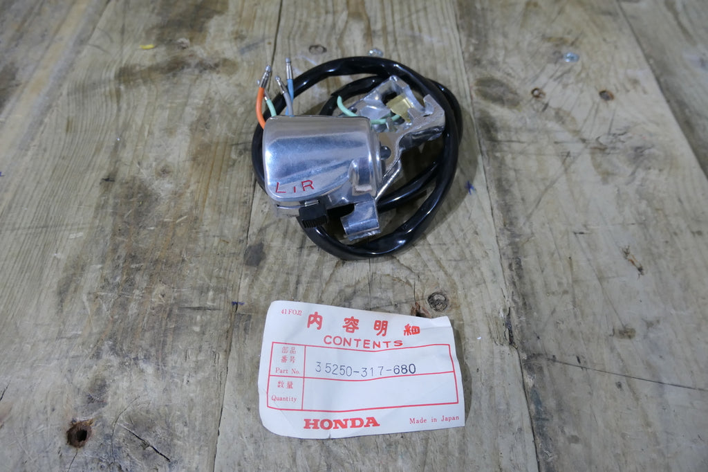 Honda CB250 K3 ,Indicator Switch, NOS Genuine Honda Part Number 35250-317-680