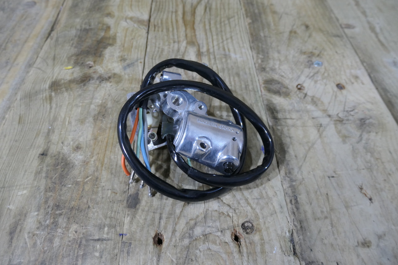 Honda CB250 K3 ,Indicator Switch, NOS Genuine Honda Part Number 35250-317-680
