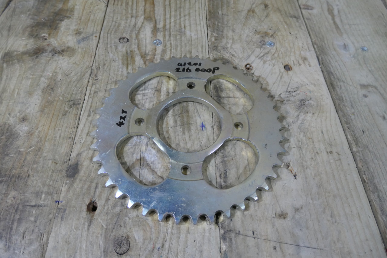 Honda CB125 CB160 CD125S,Rear Sprocket 42T, NOS Genuine Part Number 41201-216-000