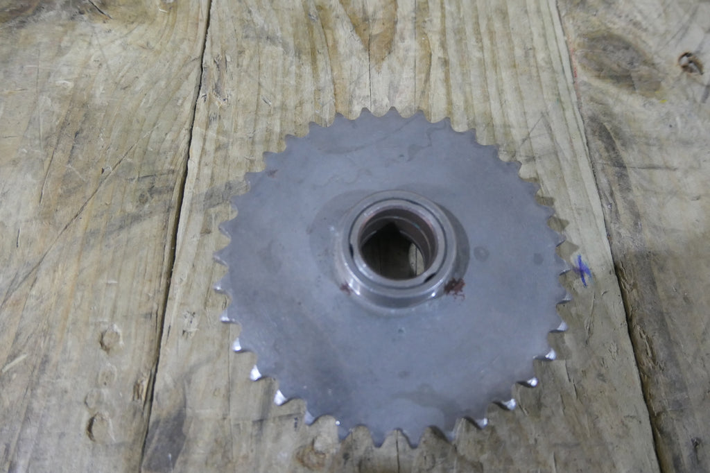 Honda C92 C95 ,Starter Gear, NOS Genuine NOS Honda Part Number 28110-201-020