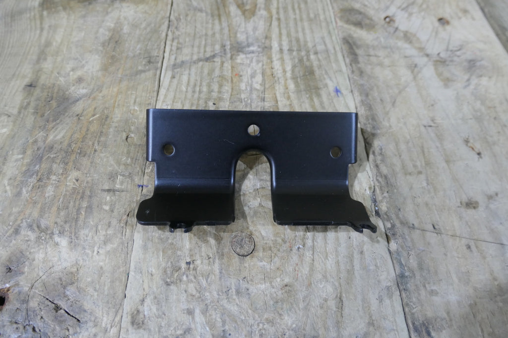 Honda VF750S Sabre ,Instrument Holder Bracket, NOS Genuine 37211-MB0-008